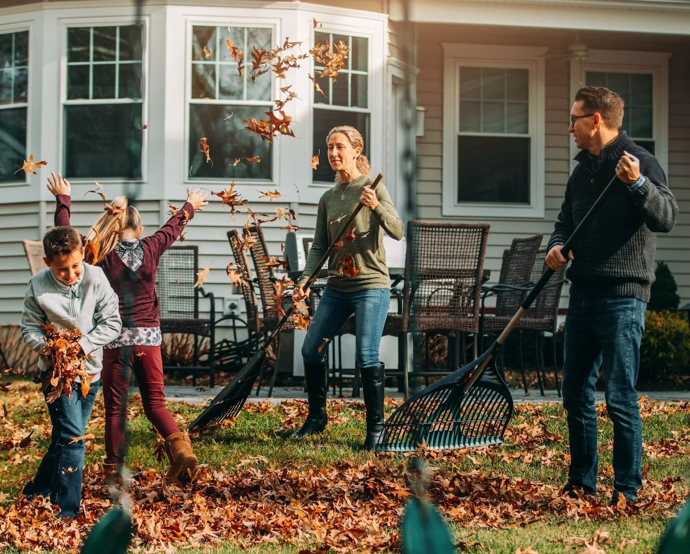 Finding ways to move during your daily routine can have positive impacts on your health! Don't just rely on your exercise sessions. Visit higi.com/blog to learn more about ways to get moving!