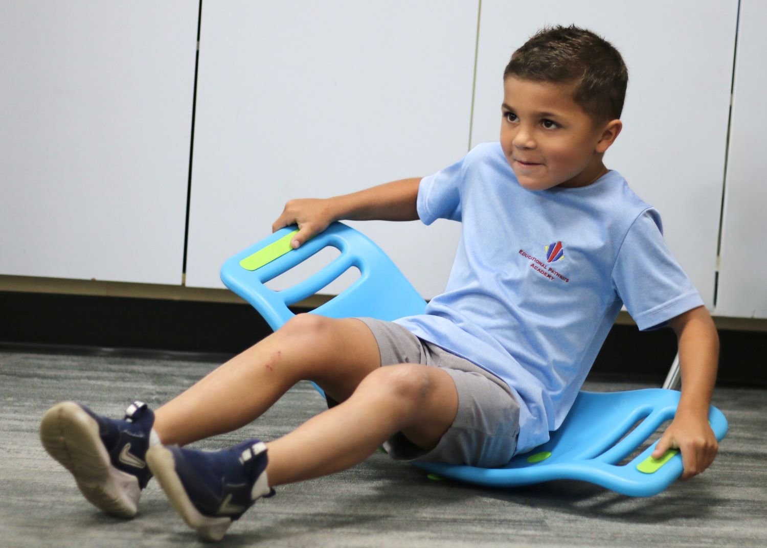 Student participates in multi-sensory instruction in Orton-Gillingham class at Educational Pathways Academy, a private school for dyslexia and learning disabilities in Florida (small).jpg