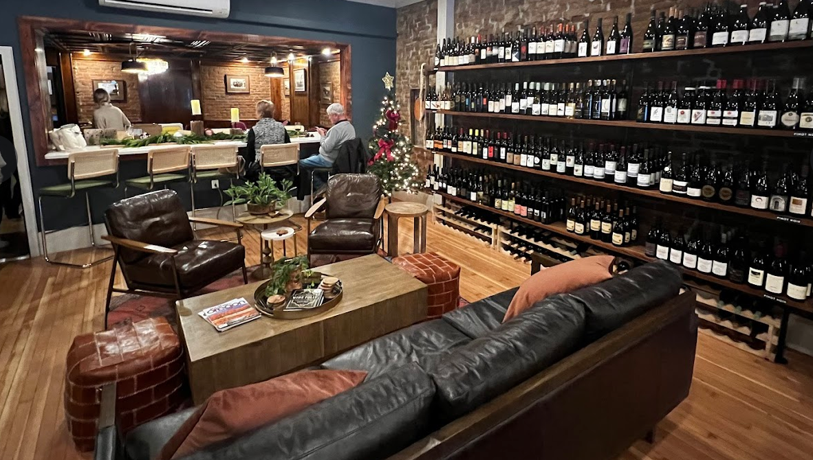 Jacksonville Inn Wine Lounge Pop Up