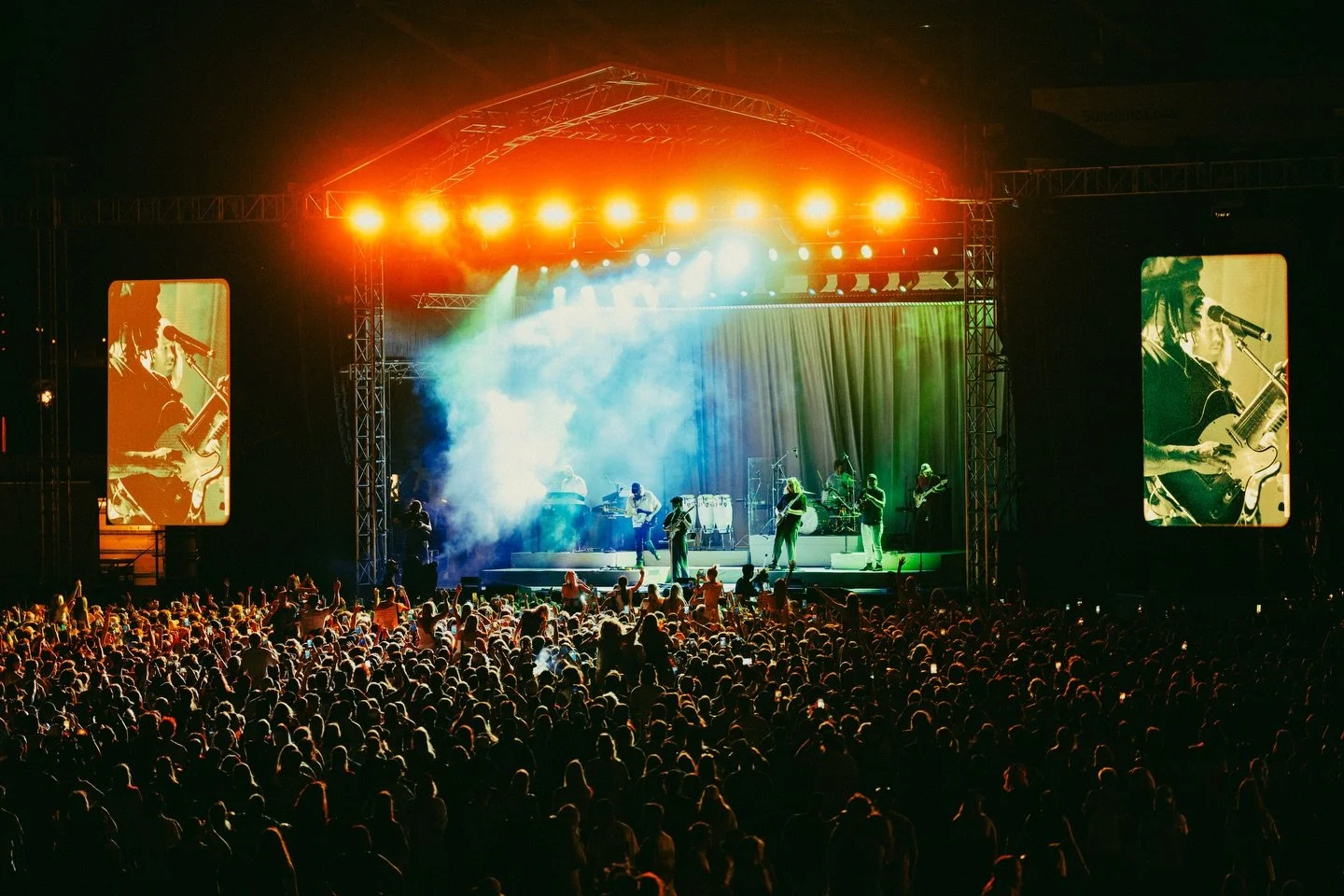 Sunny Coast! Love playing up there. Always a great vibe. Ok now&hellip;. Adelaide ya better be ready. We&rsquo;re closing out the tour this Sat on the beach in Glenelg 🏖️ Last of the tix at the link in bio. See yas soon 🫶 photo / video by @charlieh