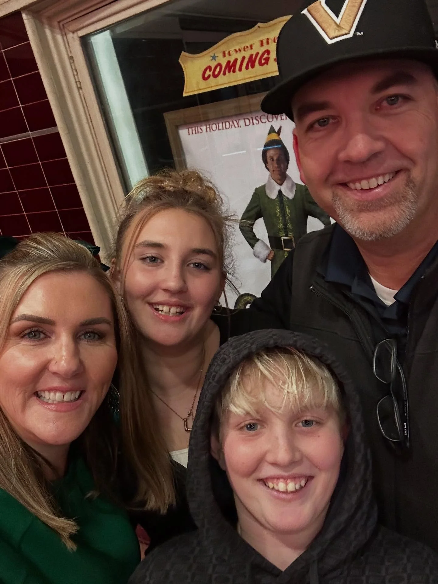 Best way to spread Christmas cheer is singing loud for all to hear! ✨🎄🥂