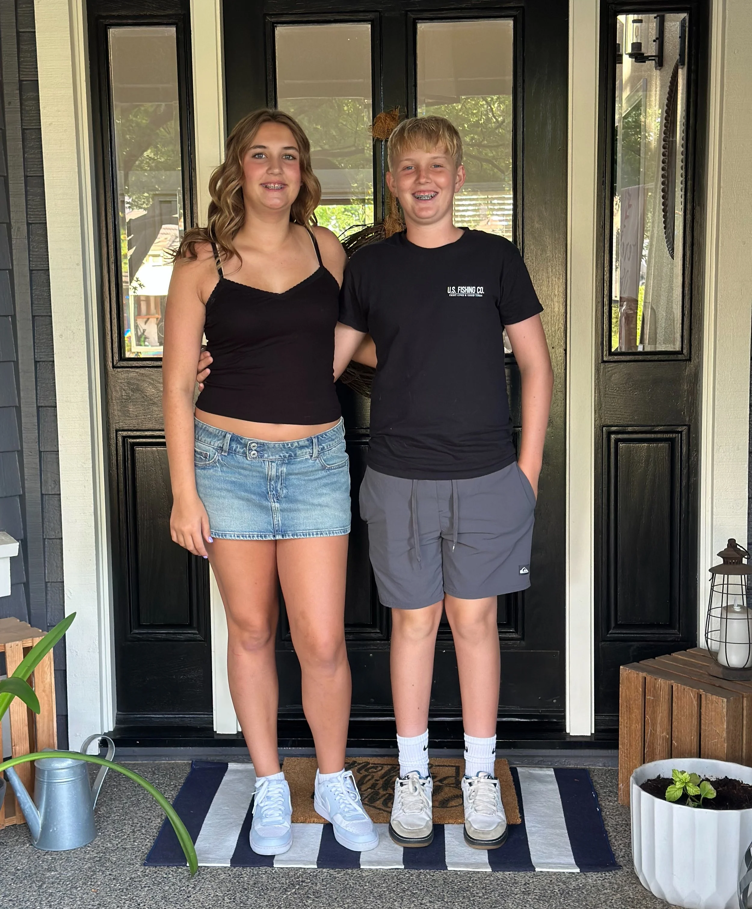 High School&hellip;here they come! 💙💛🤍