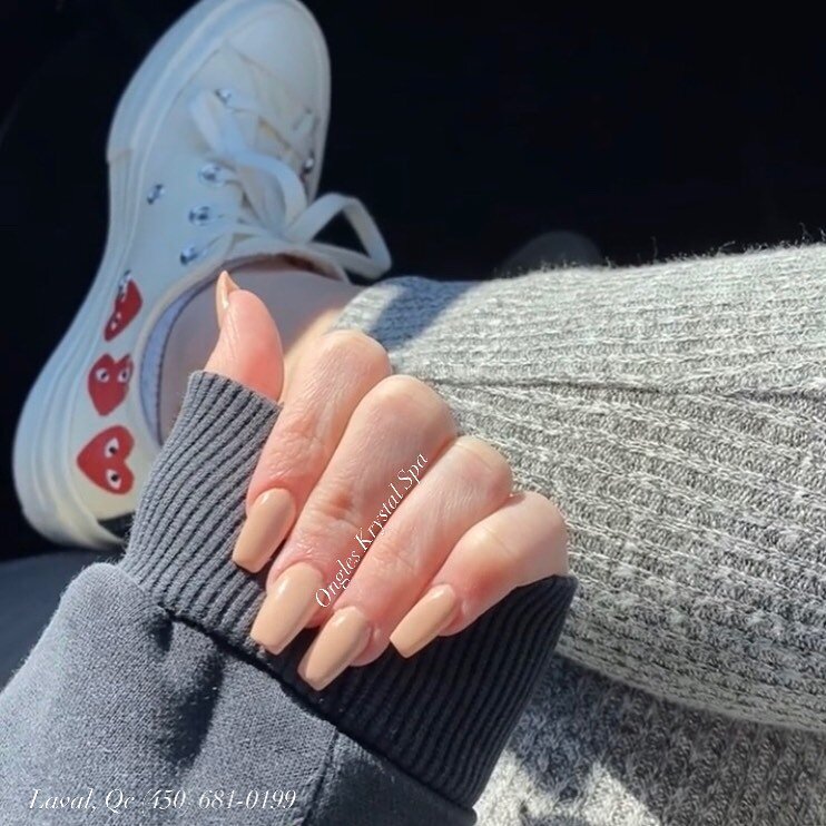 Neutral~ 
.
.
.
.
.
#nails #nailsofinstagram #nailstagram #nailart #nailsart #naildesign #nudenails #beigenails #nail #nailsonfleek #nails💅 #nailsoftheday #nailinspo #nailtech #nailsalon