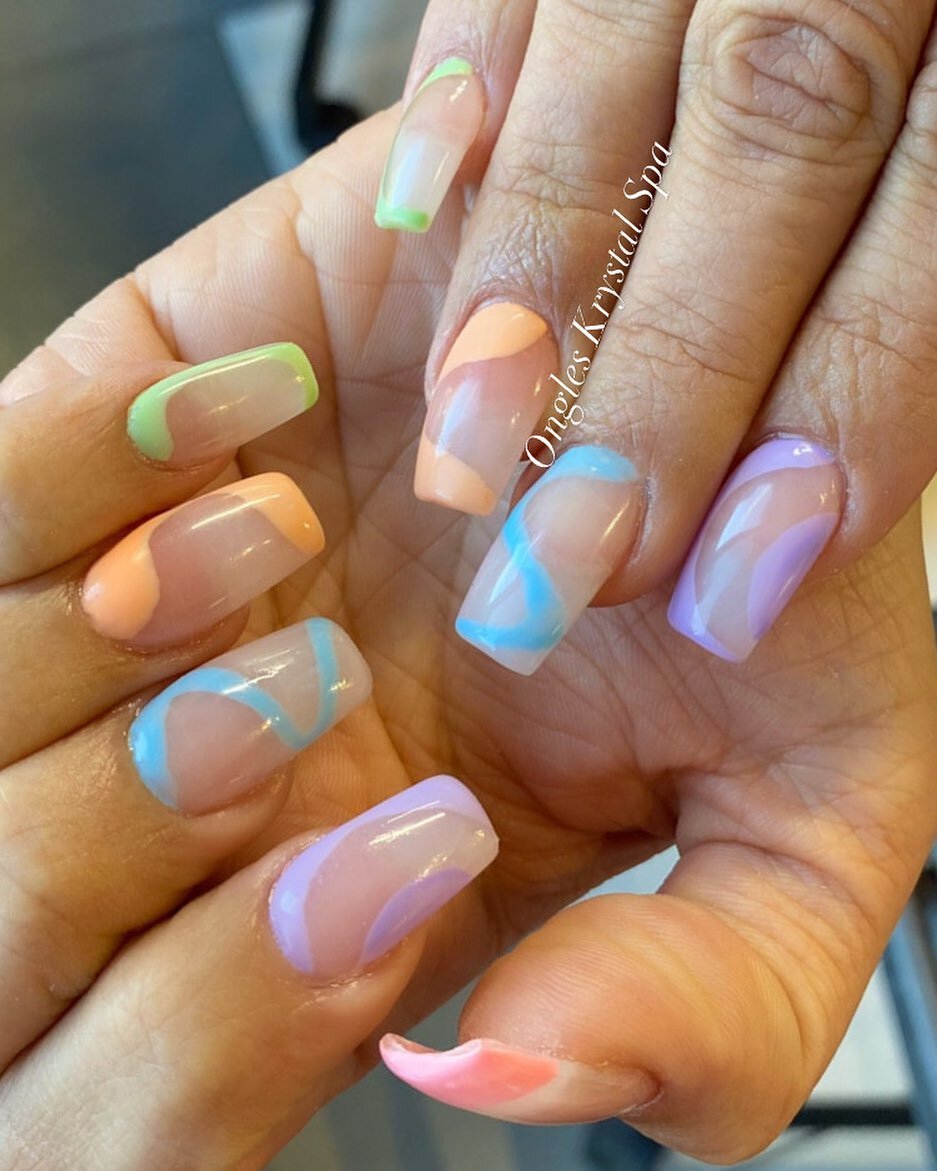 Colourful swirls by Amy~~
.
.
.
.
.
#nails #nail #nailart #nailsart #nailstagram #nailsofinstgram #nailsoftheday #nailsinspo #nailinspo #nailsonfleek #pastel #pastelnails #nails💅 #naildesigns #nailsnailsnails #nailtech #nailsalon