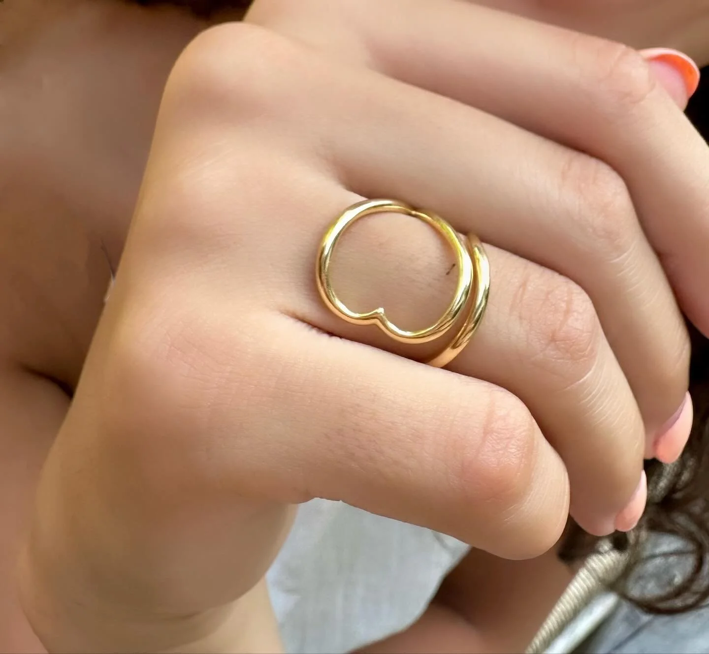 ❤️ today and everyday!

#ilanzonijewelry #jewelrydesign #finejewelry #meaningfuljewelry #timelessdesign #everydayjewelry #everydaylove #finejewelry #gold #yellowgold #stylish #everydaywear #jewelrylovers #ring #meaningfull #madeinnyc