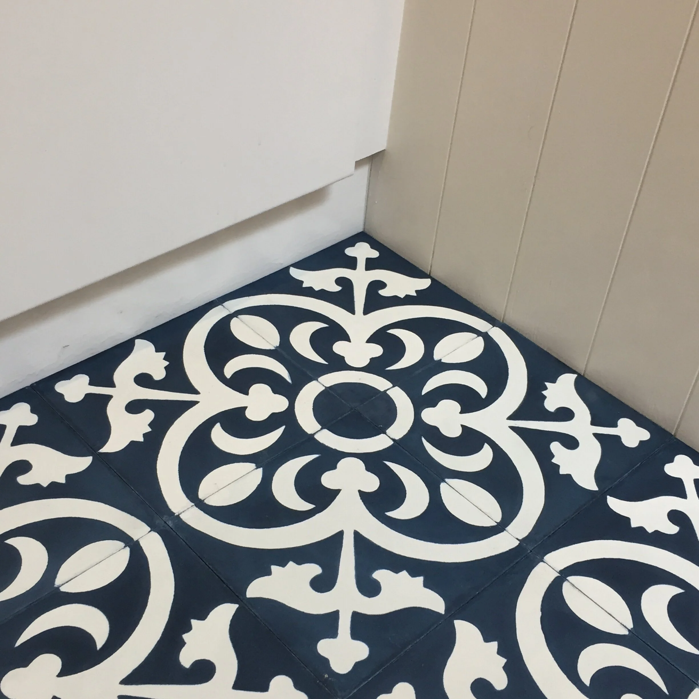 Thornton Studio Encaustic Cement Tile M-02 bathroom