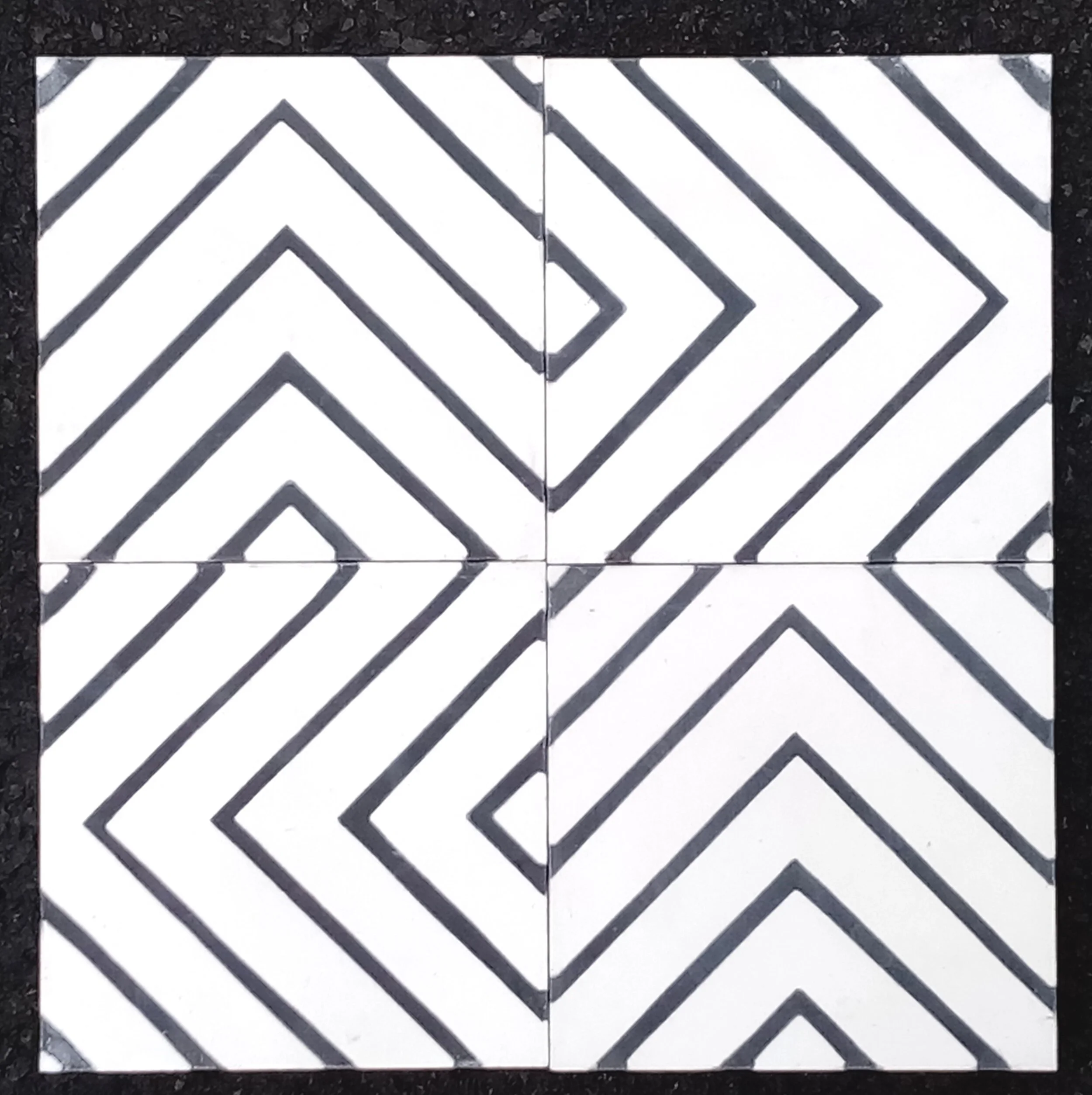 Thornton Studio Encaustic Cement Tile M-08 - Alt pattern 1