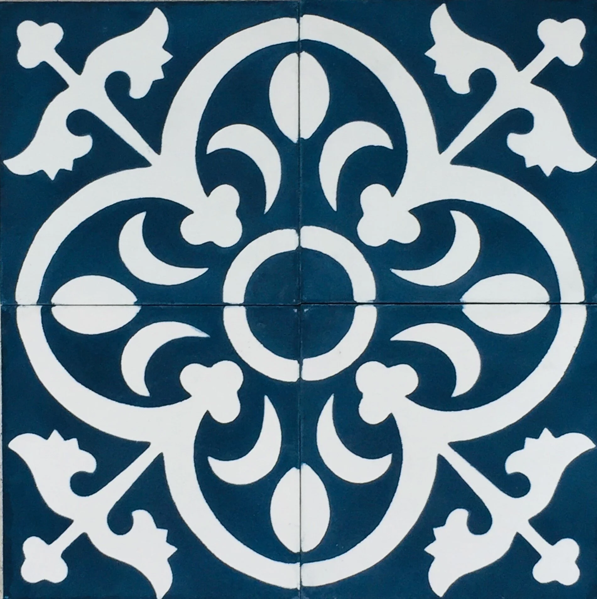 Thornton Studio Encaustic Cement Tile M-02 thumbnail