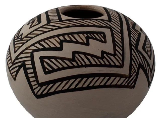 Jacob Frye at Gallery Hozho Tesuque ceramic artist Pueblo pottery