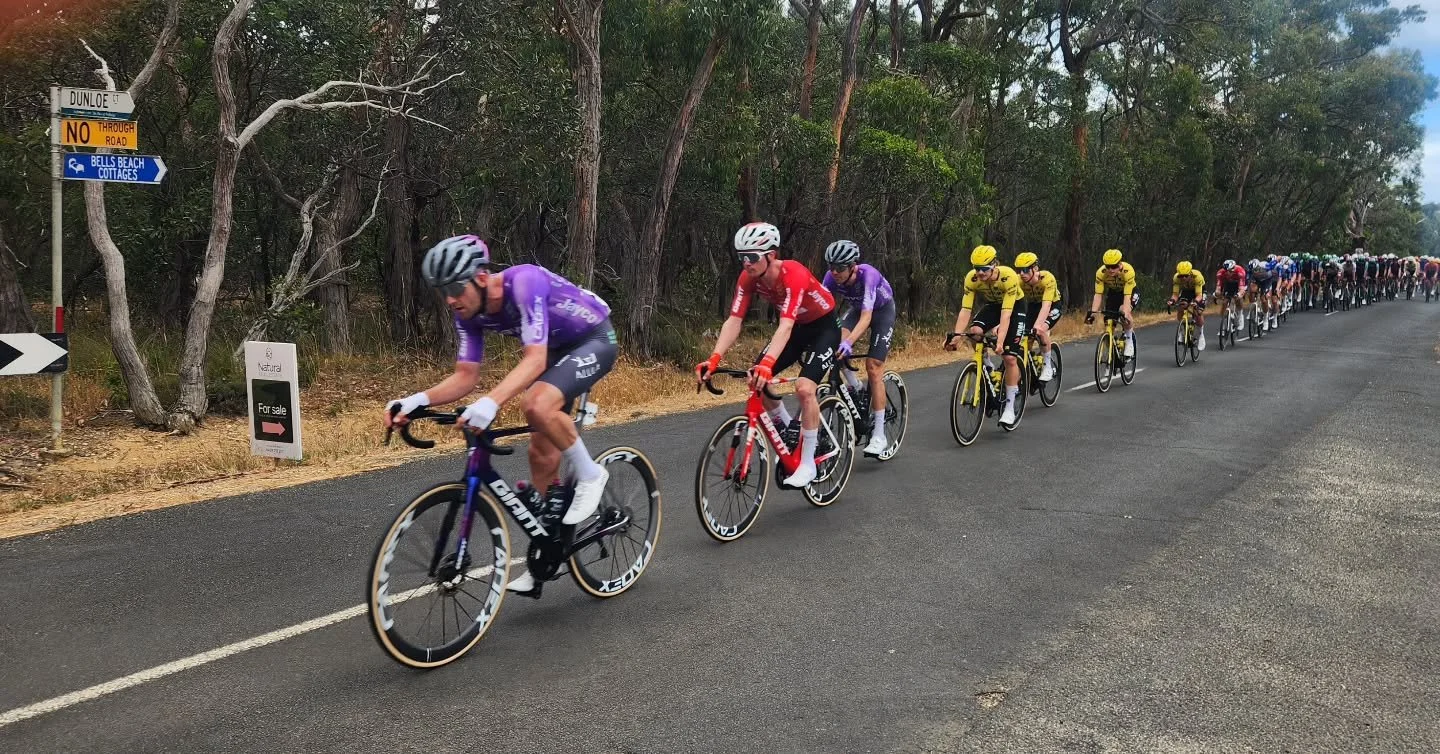 Enjoying the Cadel Evans Great Ocean Road Race at the end of the street! 
 
#cadelevansgreatoceanroadrace
#greatoceanroad #bellsbeachcottages
#accommodation #visitvictoria