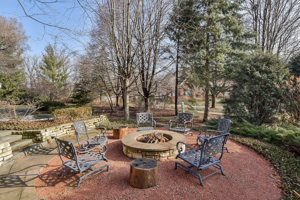 66-web-or-mls-Fire pit.jpg