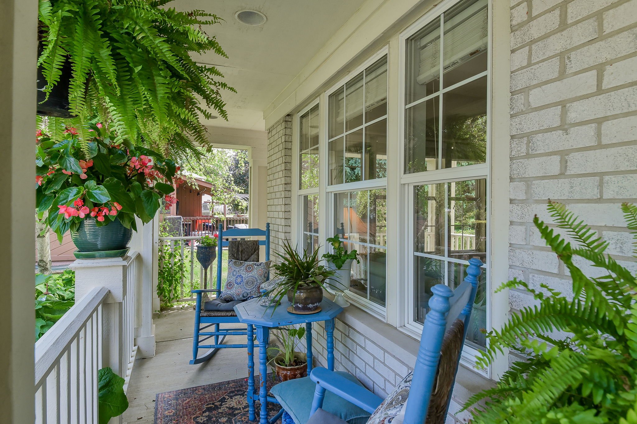 3-web-or-mls-Front porch.jpg