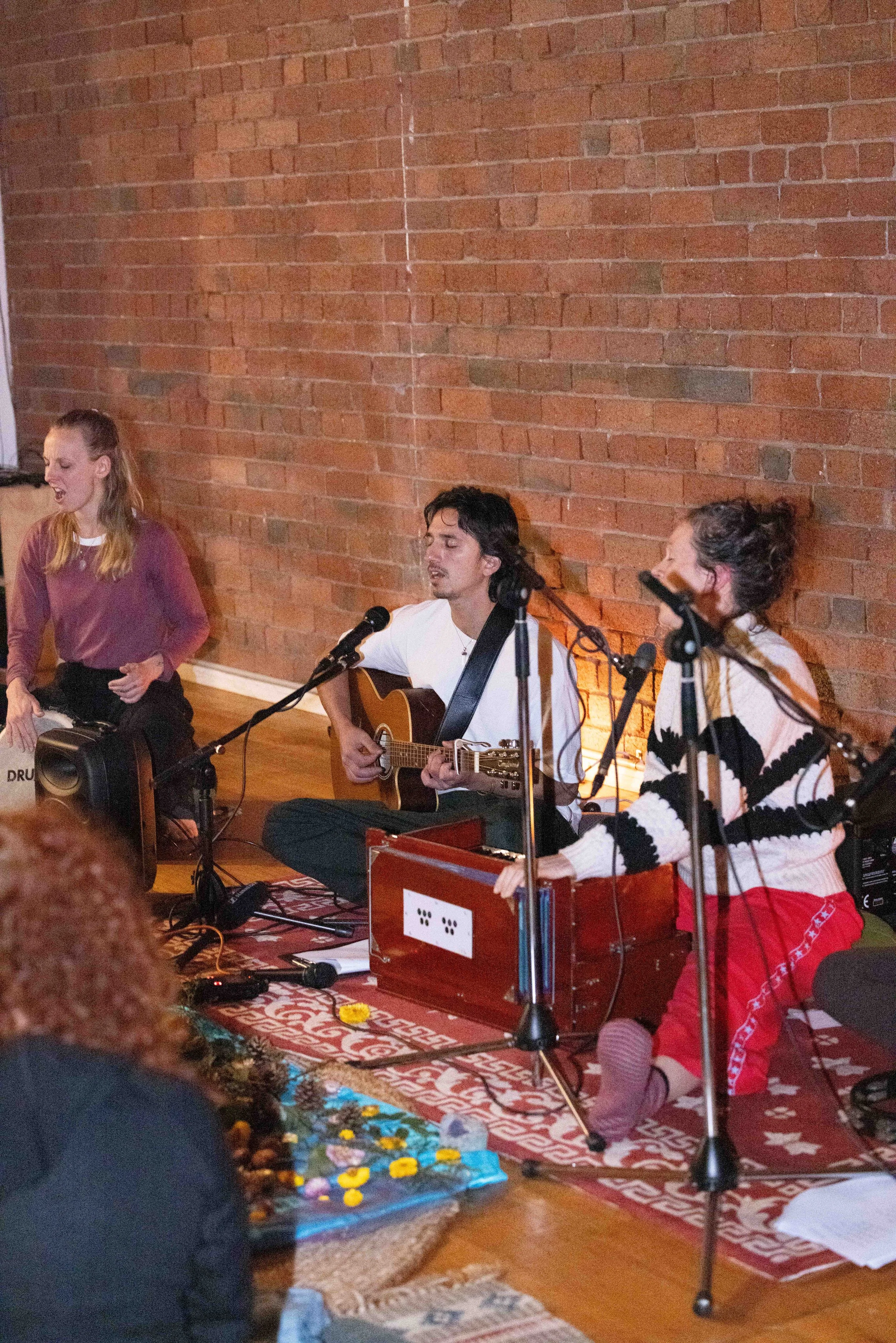 Autumn Equinox Kirtan at Lionheart Integrative Therapies in Collingwood with cacao blessing by Simone from Elementals Love Aloha and devotional chanting.