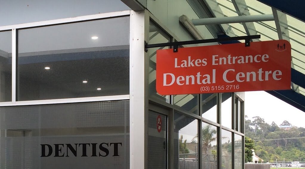Lakes+Dental+Centre+1.jpg