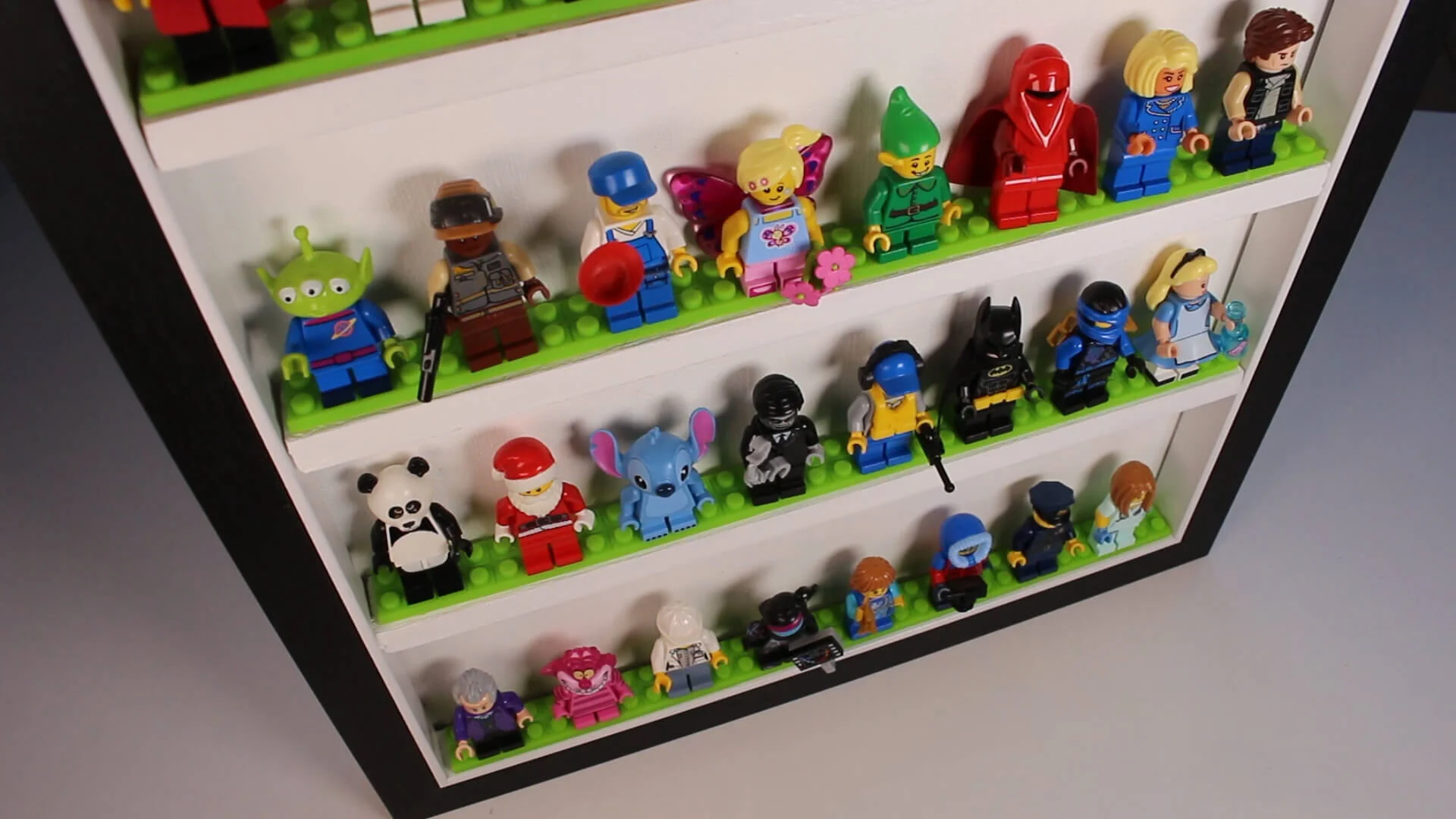 lego-mini-figurine-storage-shelf.jpg