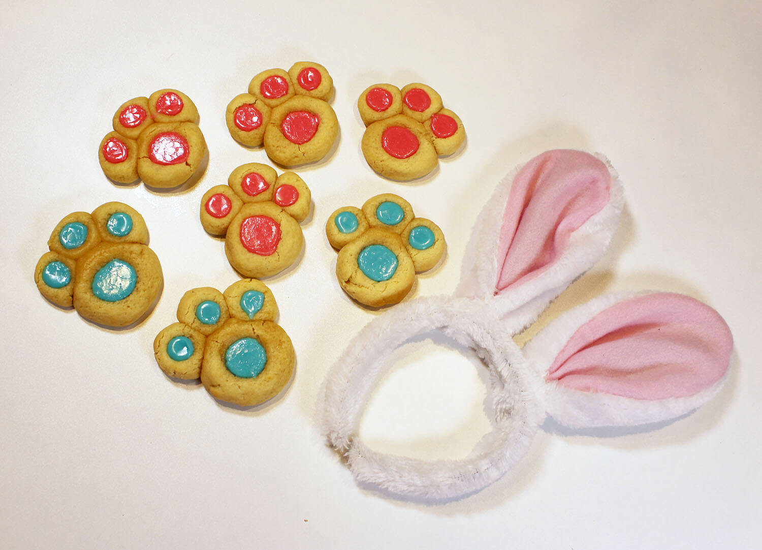 upstart-homemade-bunny-paw-cookies-recipe.jpg