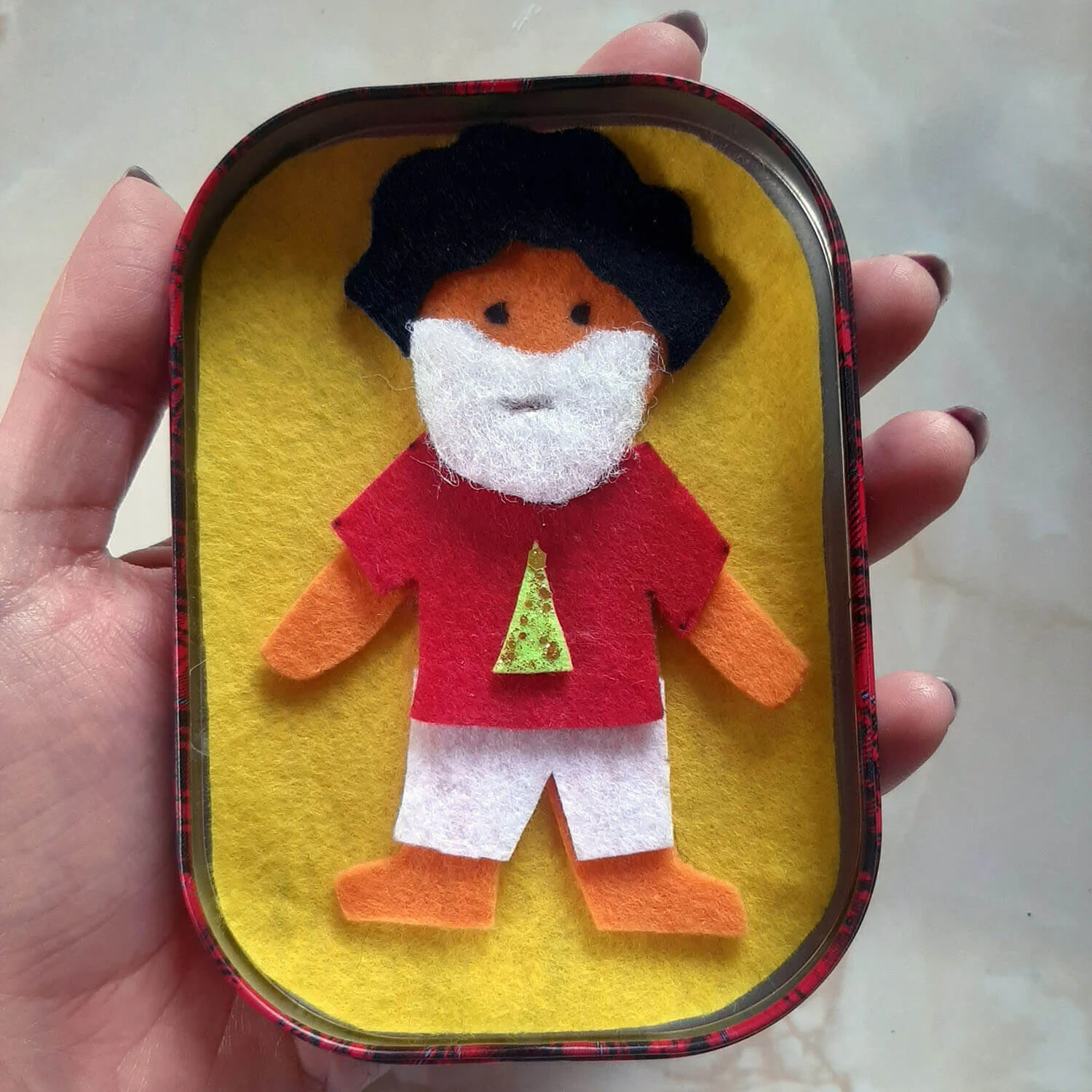 How to Make a Felt Story Box