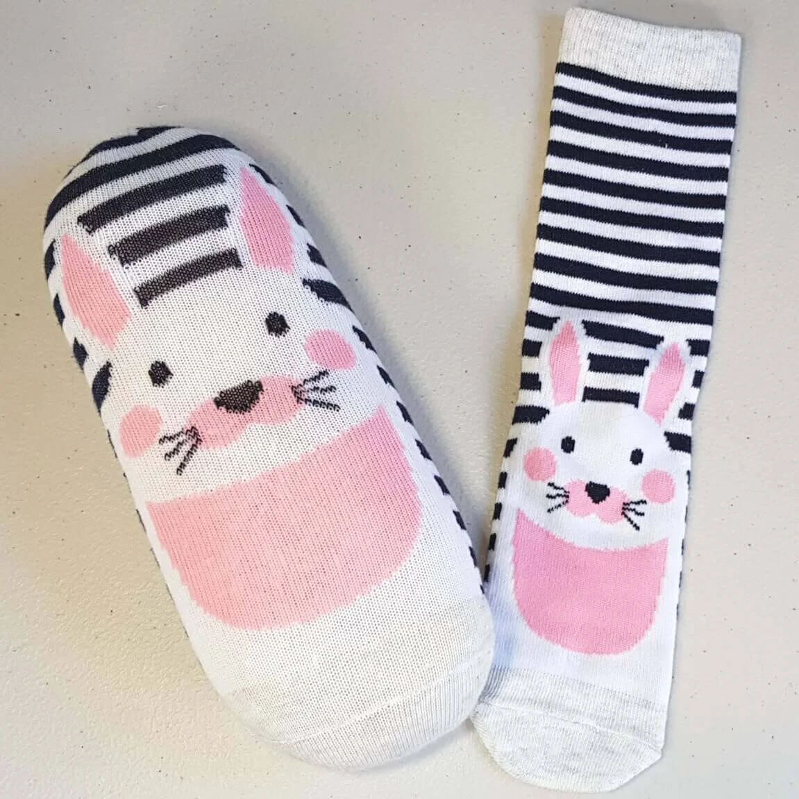 How to Make your own No-Sew Hand Warmers