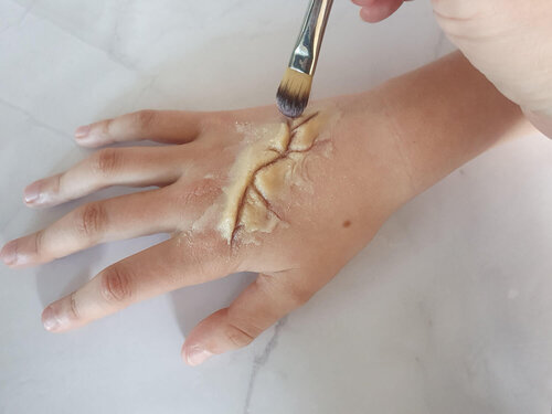 Diy scar wax WITHOUT VASELINE and tutorial for sfx beginners for
