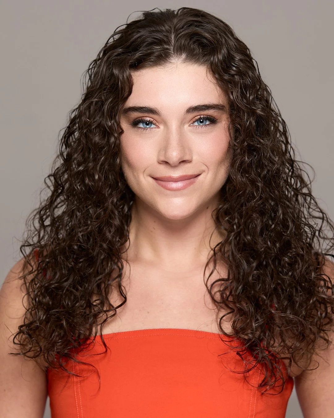 @josephinestefanick ✨⁠
Headshot⁠
💄 @nicoleriveramakeup