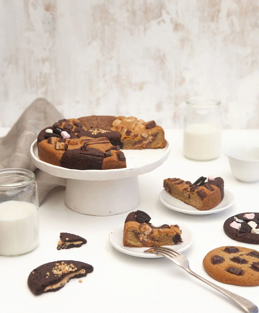 MOUSTACHE-CookiePie-10-copy.jpg