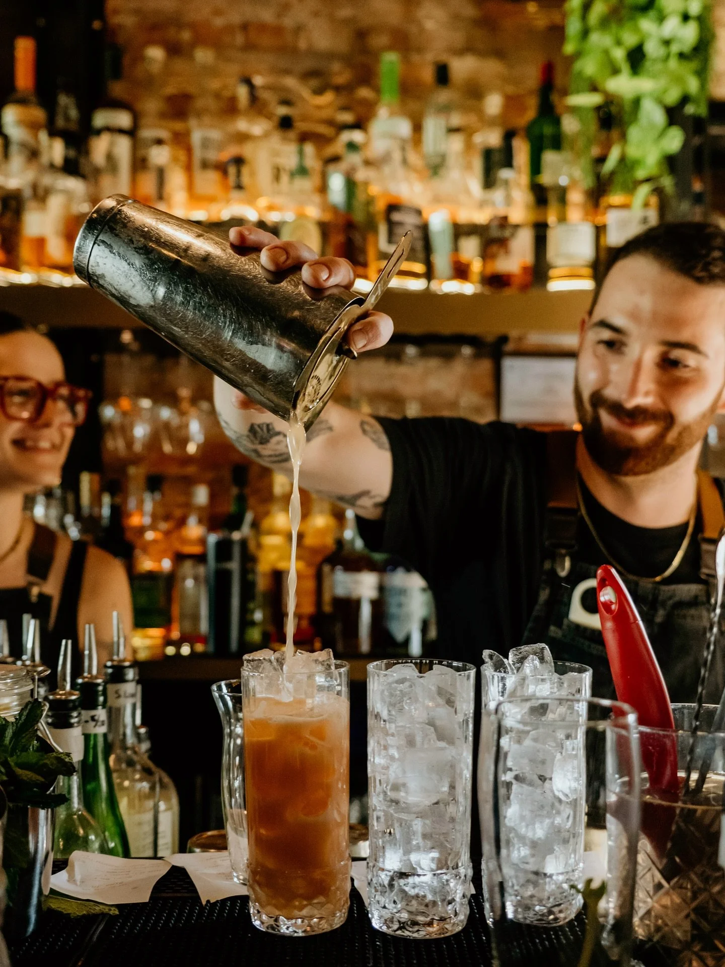 Indiana is so bipolar 😅 so come have some Thai&hellip;annnnd a drink (or two&hellip; or three) and let us keep you cozy inside. You might just drink yourself a sweater and warm right up. 🧣🍸✨

📸 : @bmarrrrrsvw

#drinkyourselfasweater