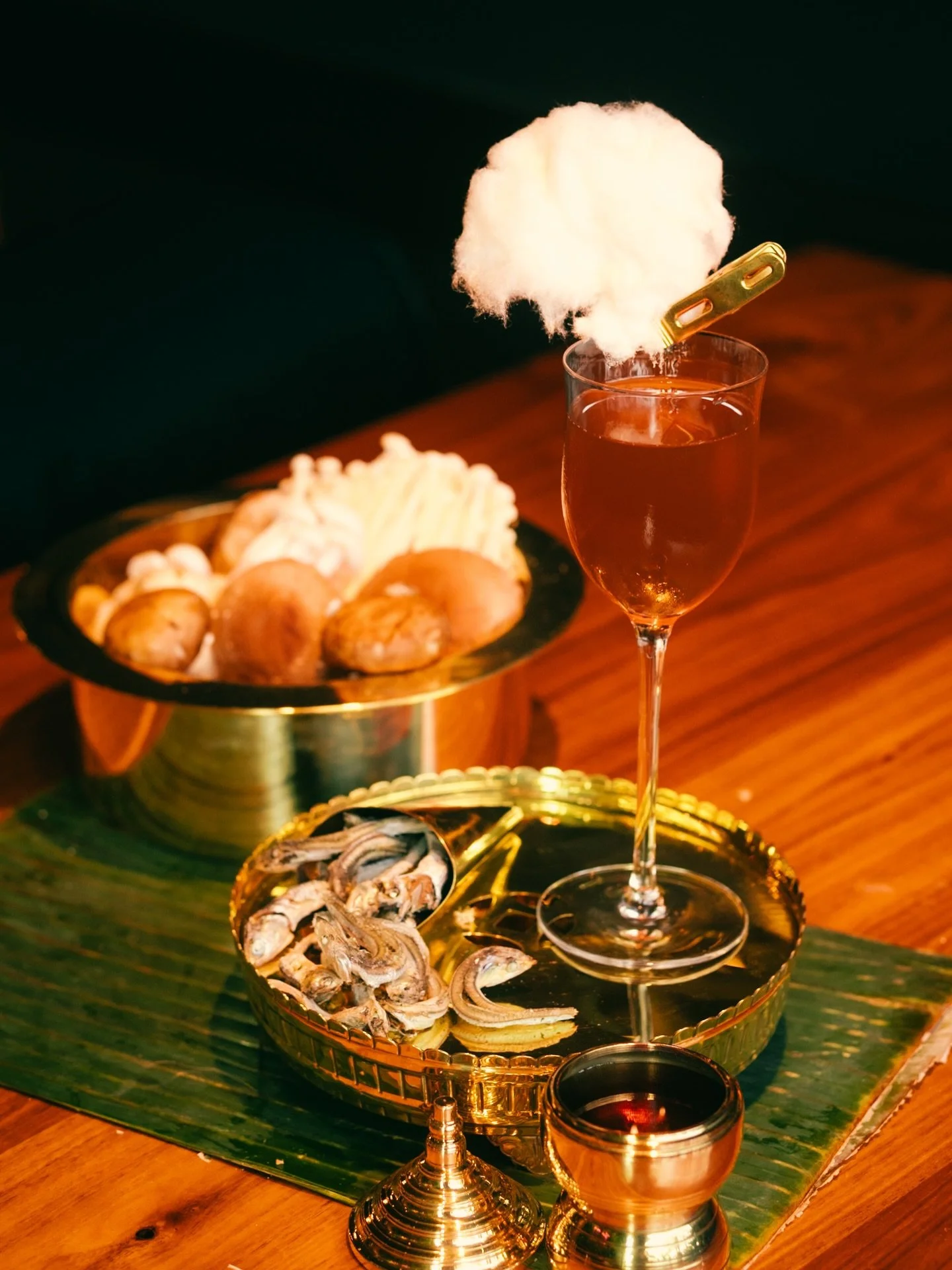 ⚠️ FUN FACT: this is not a cute cocktail ⚠️

SWEET-SALTY &amp; UMAMI. She&rsquo;s boozy. She&rsquo;s savory. She&rsquo;s doing the most&hellip;in the best way.

✨ What&rsquo;s inside:
🥃 @drinkhighwest Oloroso Sherry Cask
🍷 Oloroso Sherry
🍌 @tempus