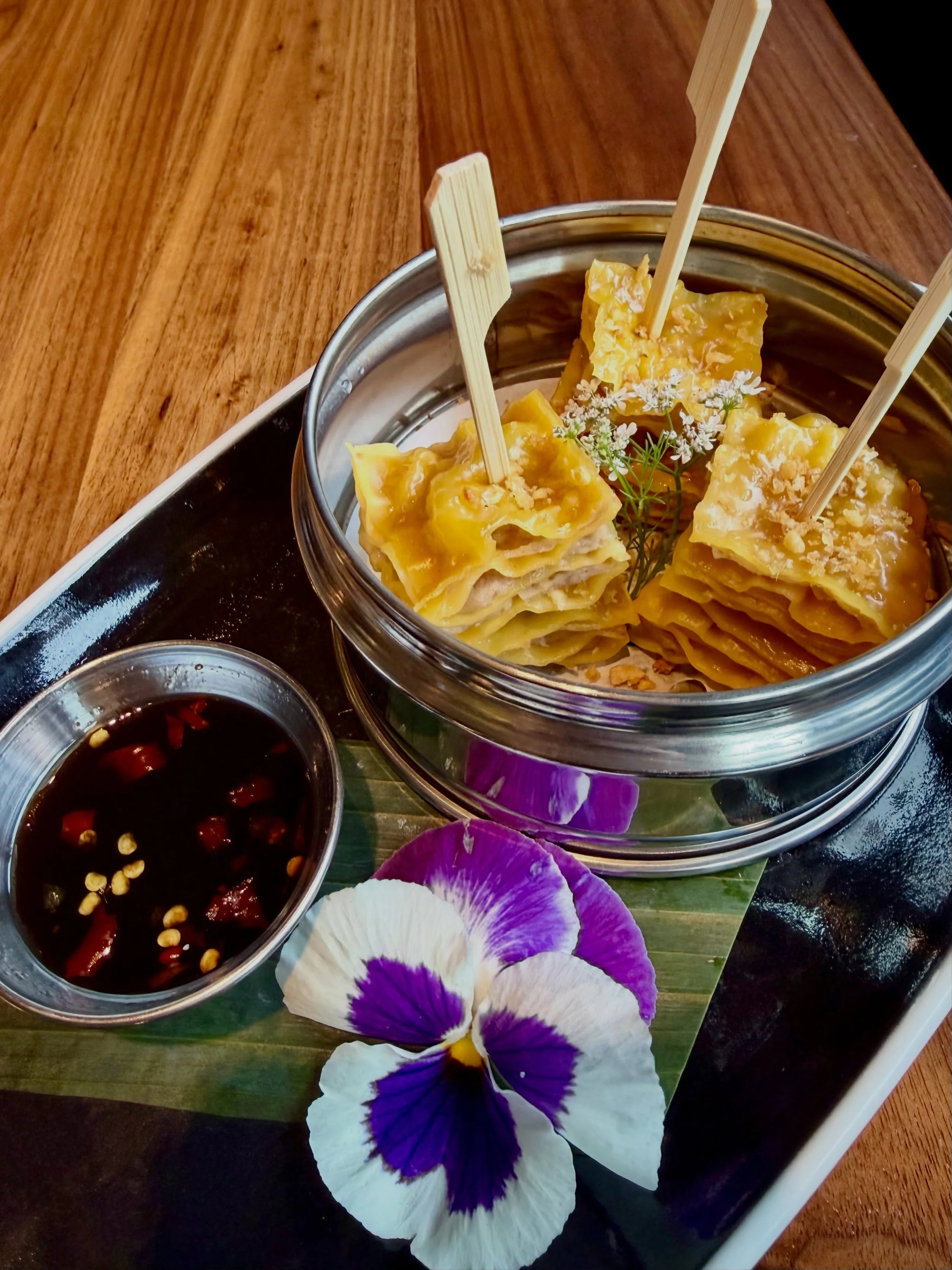 🥟 THIS EVENING&rsquo;S SPECIAL! 🥟

Minced Pork &amp; Shrimp Dumpling Skewers have landed! Juicy pork and shrimp dumplings, steamed to perfection and served on skewers with Thai chili-soy vinaigrette because&hellip; why not? 😏

Simple, savory, and 