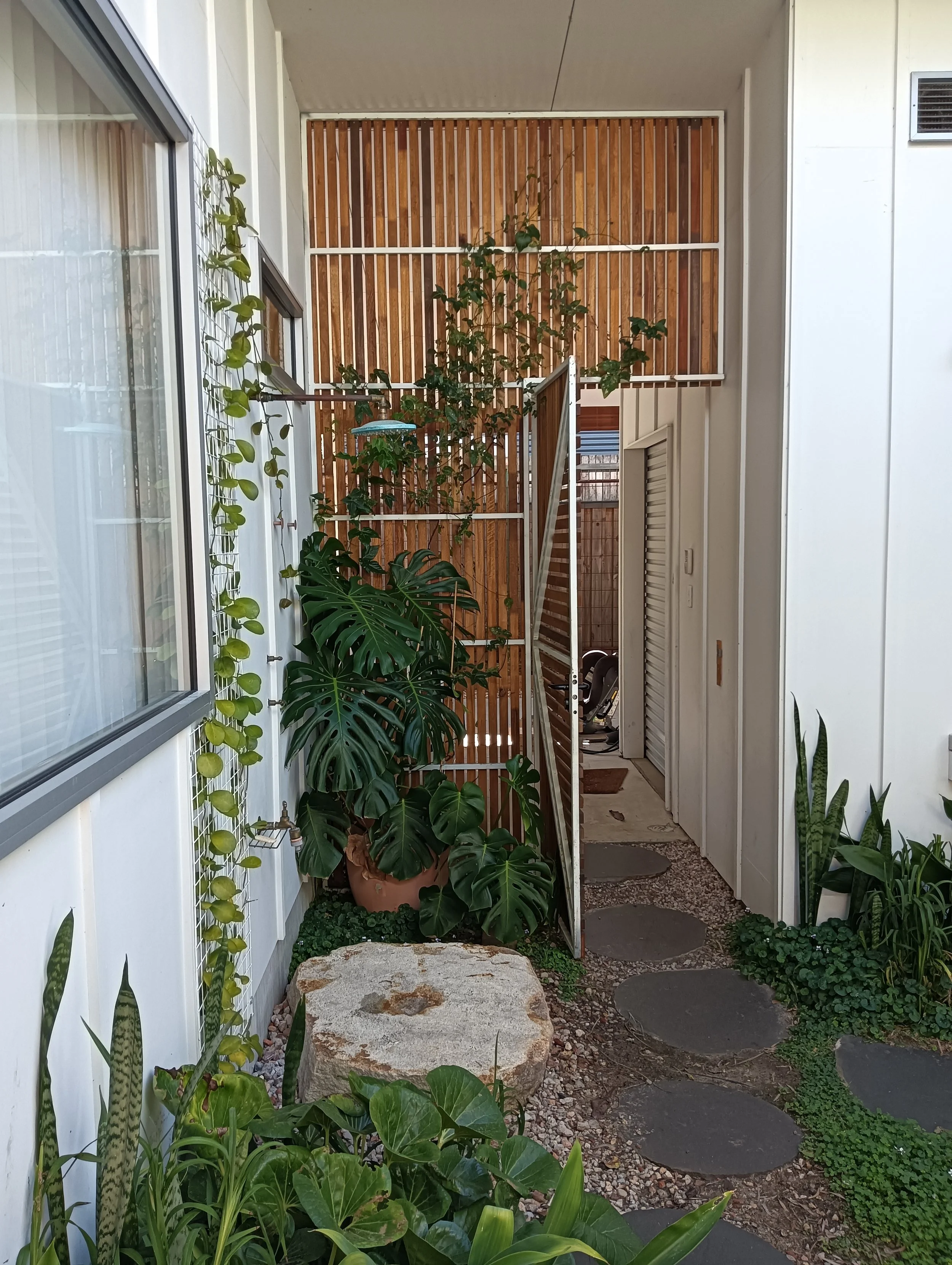 Svalbe&Co_AbbeyRetreat_PrivateGarden (34).jpg