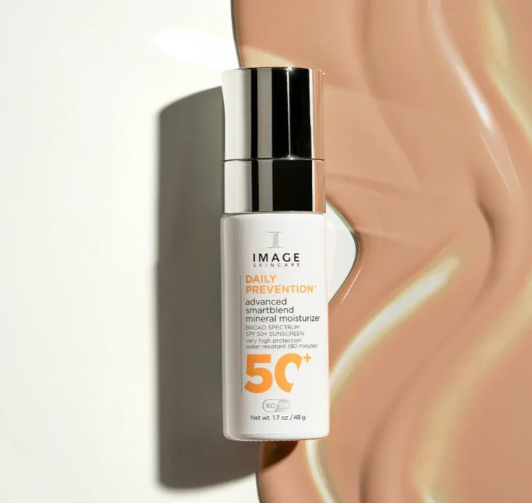 IMAGE_Skincare_DAILY_PREVENTION_Advanced_Smartblend_Mineral_Moisturiser_SPF50_1.webp