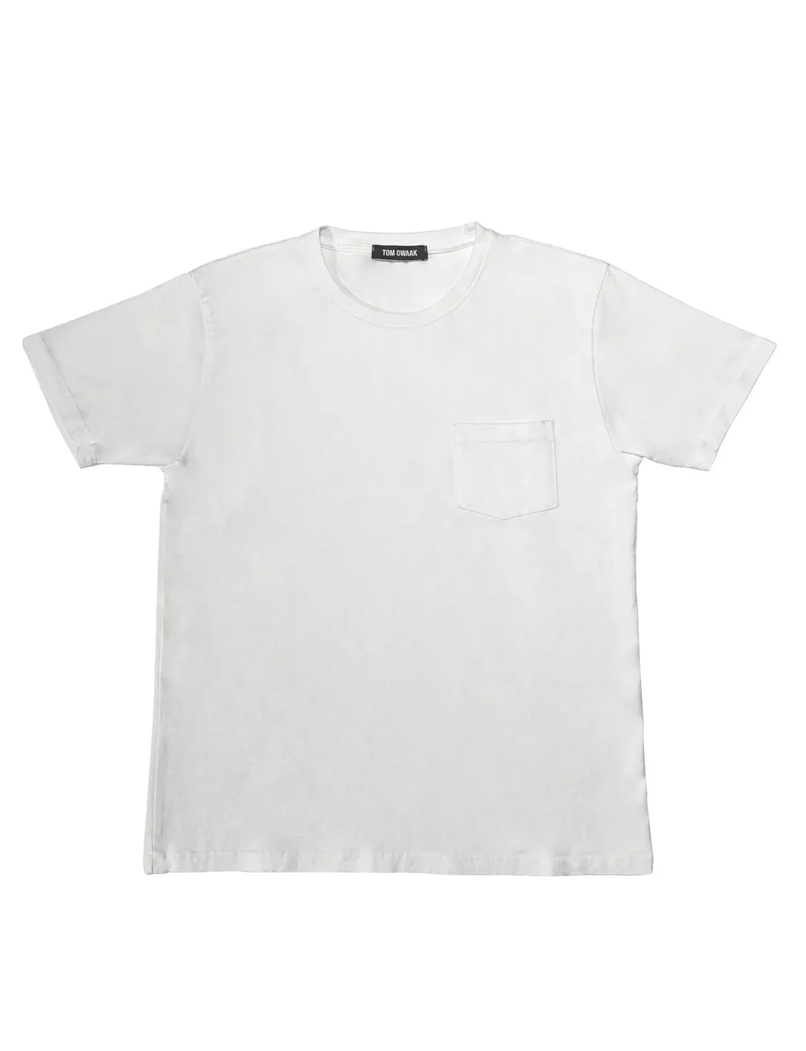 Super regular tee with pocket