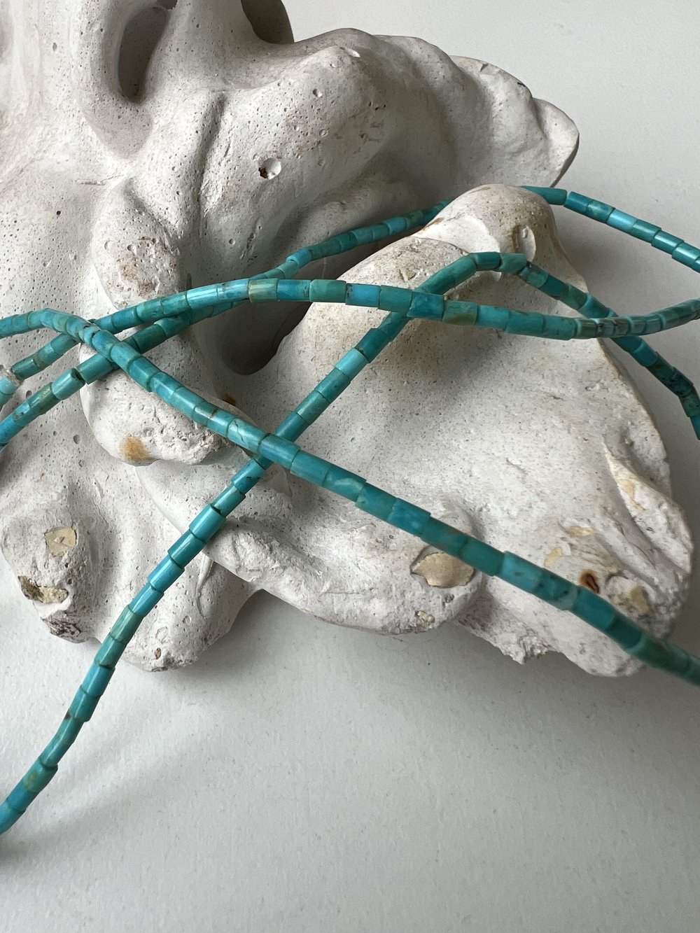 Larry Smith Turquoise Beads Necklace with Silver Hook Larry Smith Turquoise Beads Necklace with Silver Hook