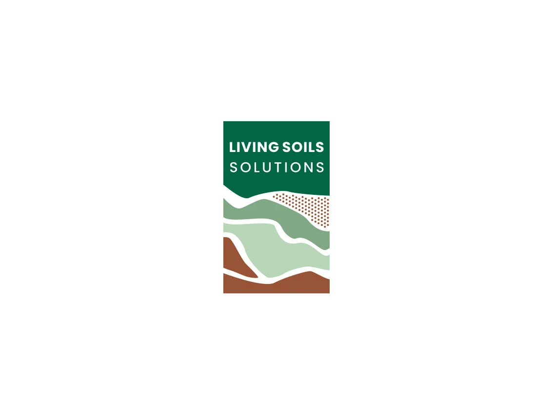  Conception et développement de l’identité visuelle (logo et charte graphique) de Living Soil Solutions, une entreprise de conseil en gestion et achat d'intrants agricoles durables 