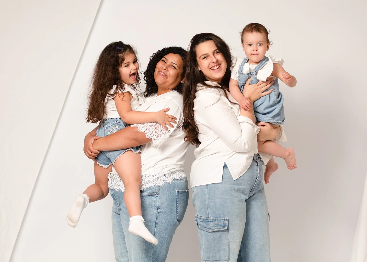 Magda O Photography- Cheltenham photographer-mummy and me.8.jpg