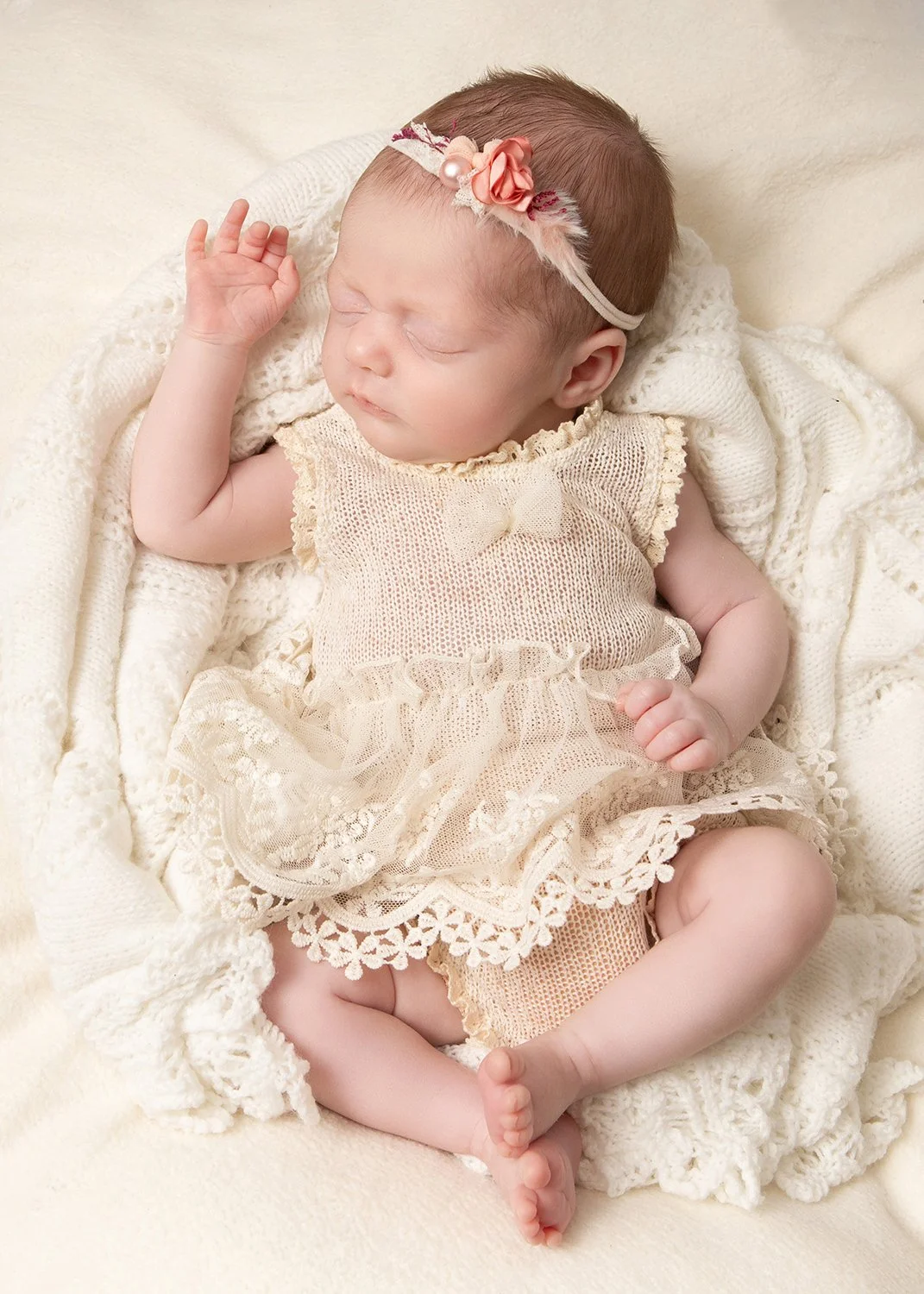 Cheltenham-natural-newborn-photoshoot.11.jpg