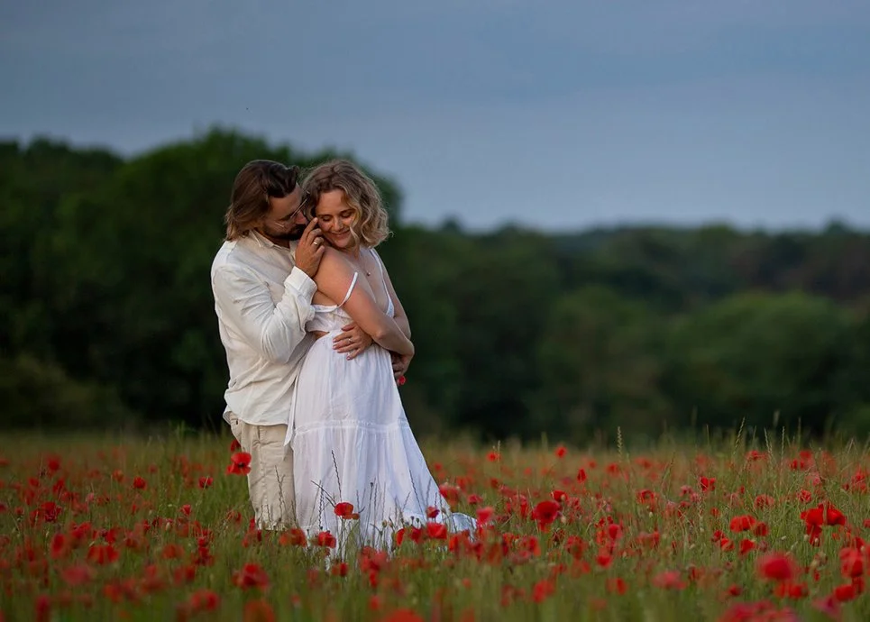 family-photoshoot-poppy-field-gloucestershire.4a.jpg