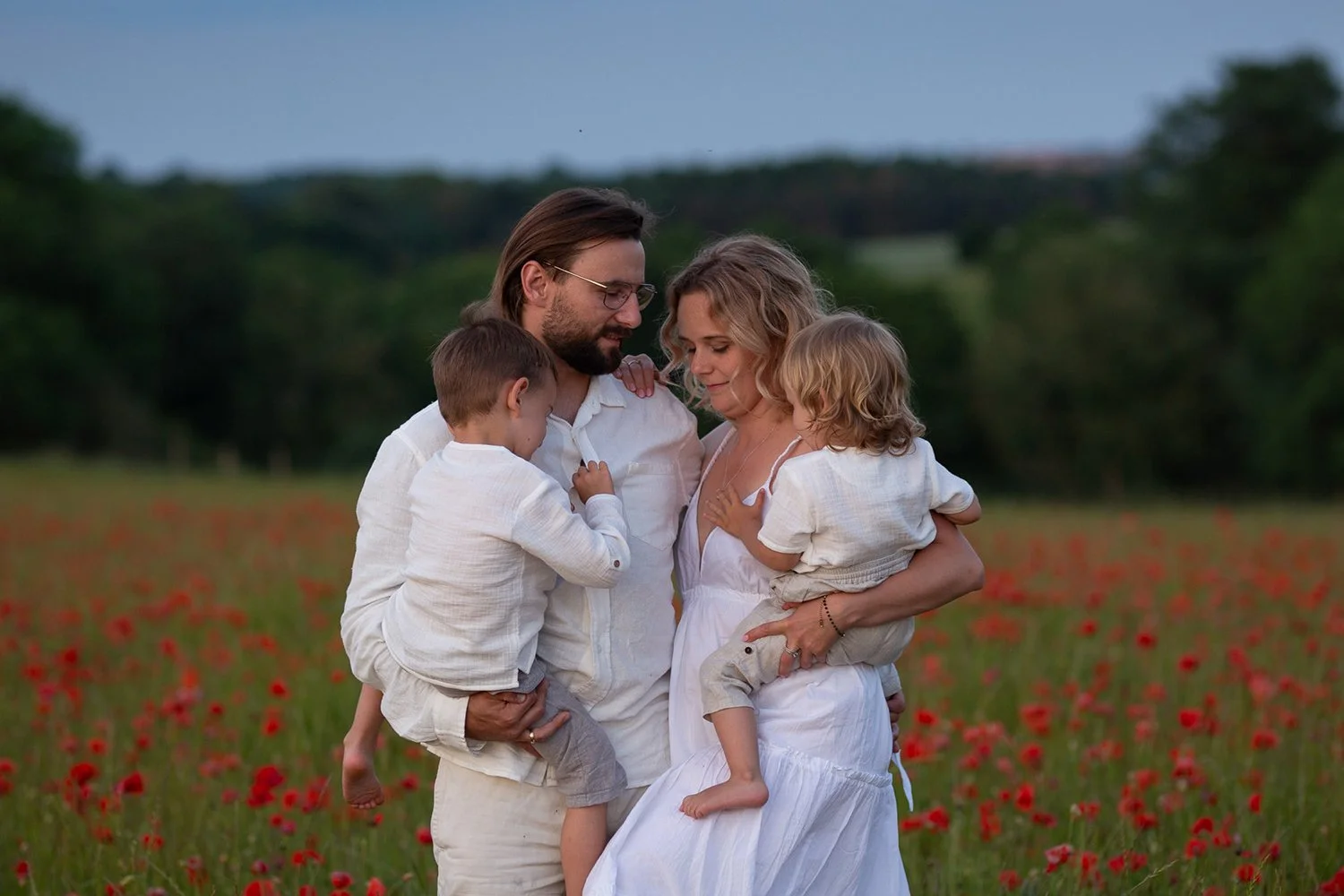 The Real Reason to Book a Family Photoshoot | A Relaxed Family Photo session in a Cotswold Poppy Field