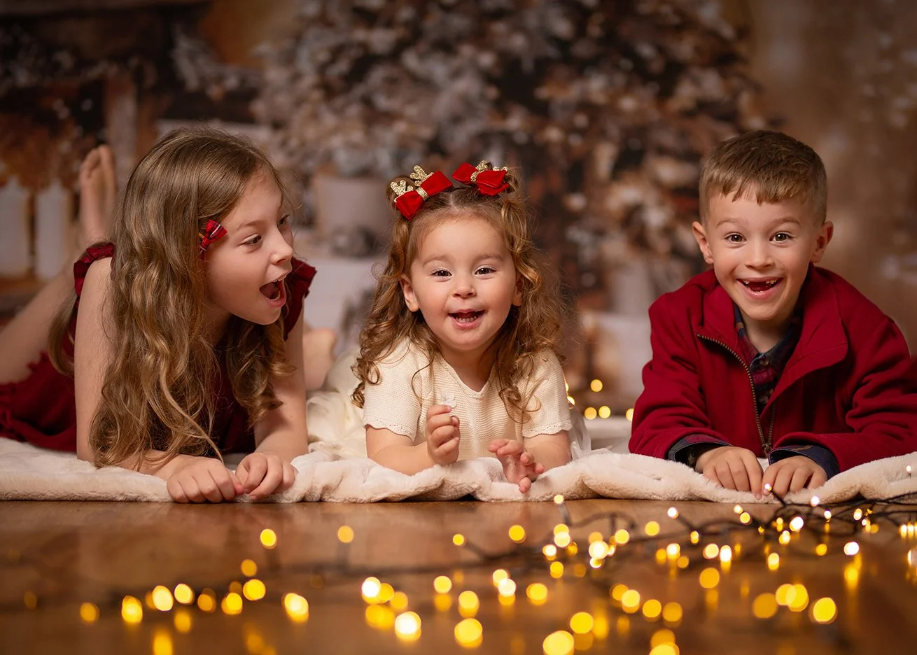 What to Expect from a Christmas Mini Photoshoot in Cheltenham, Gloucestershire