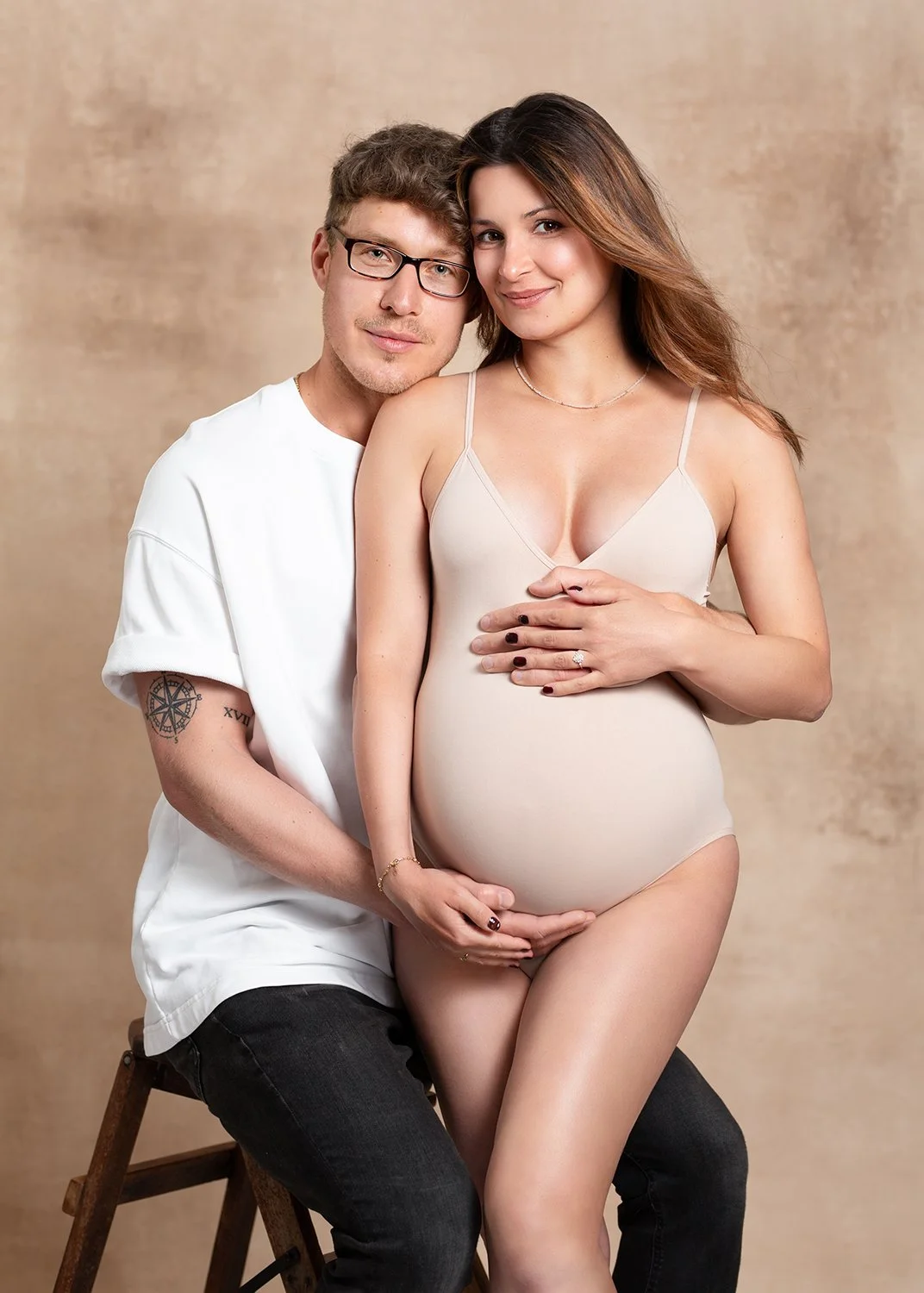 studio-maternity-photographer-cheltenham.jpg