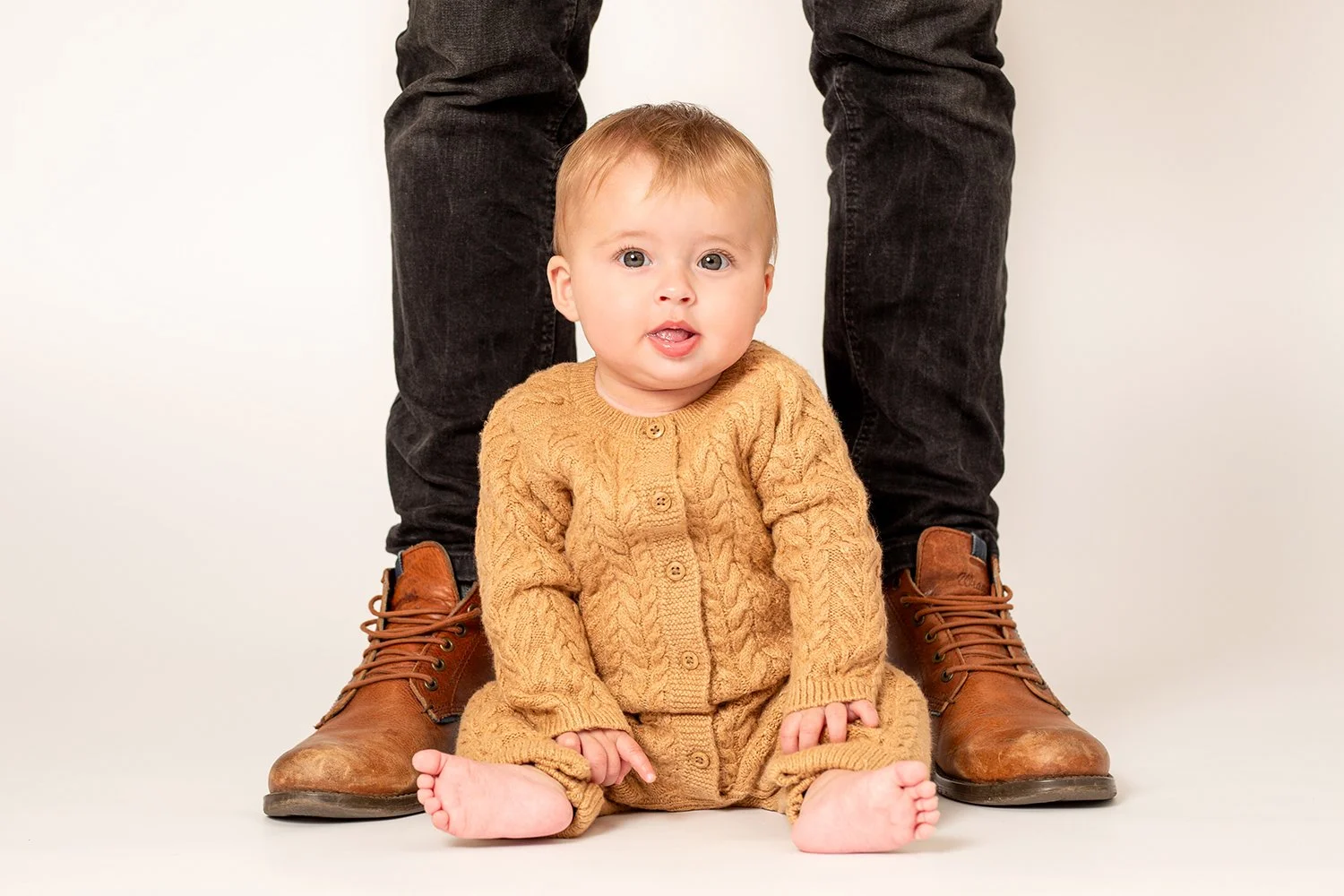 Magda-o-photography-baby photoshoot-Cheltenham and Gloucester.2.jpg