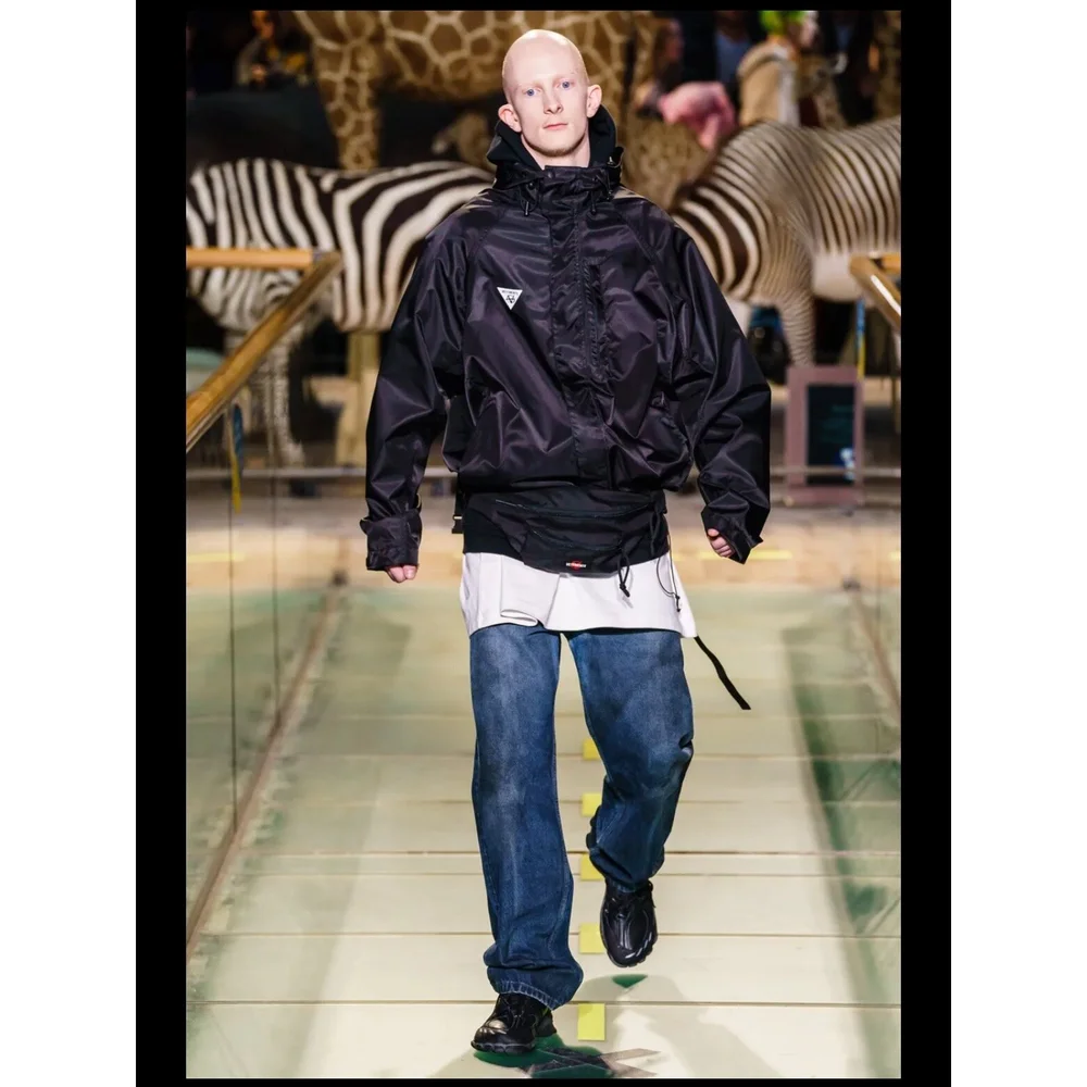 ジャケット・アウター [VETEMENTS] 19AW Open Sleeve Jacket M Smocked Bomber Coat – La Garçonne