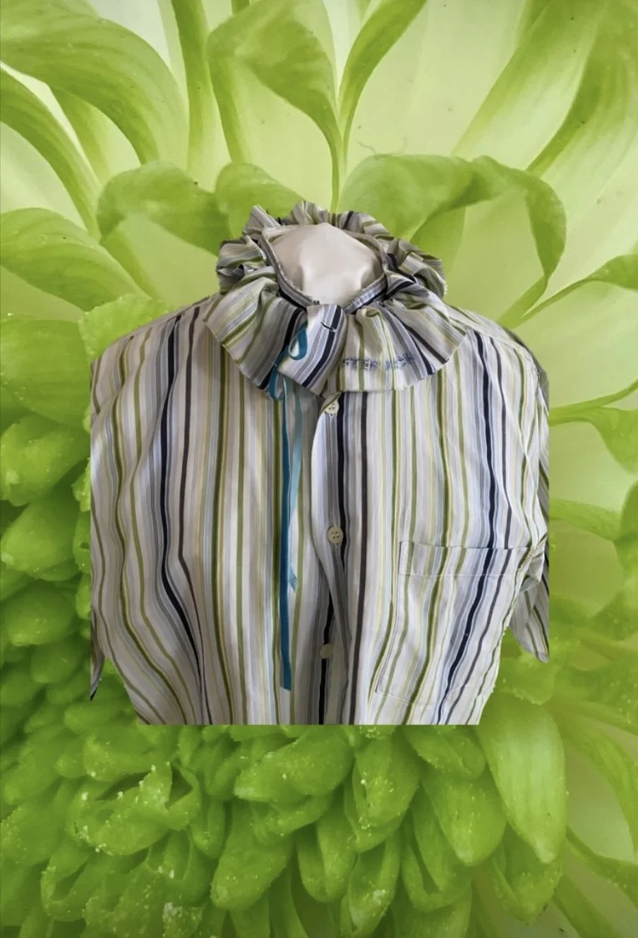 Ruffles or Ridges, you decide (blue/green/white stripe)