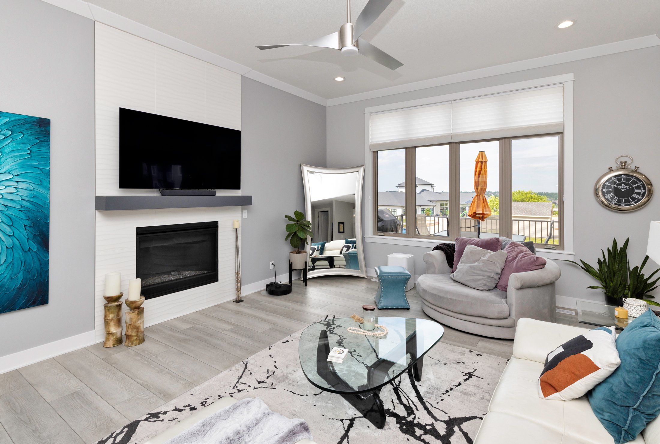 Living Room 2.jpg