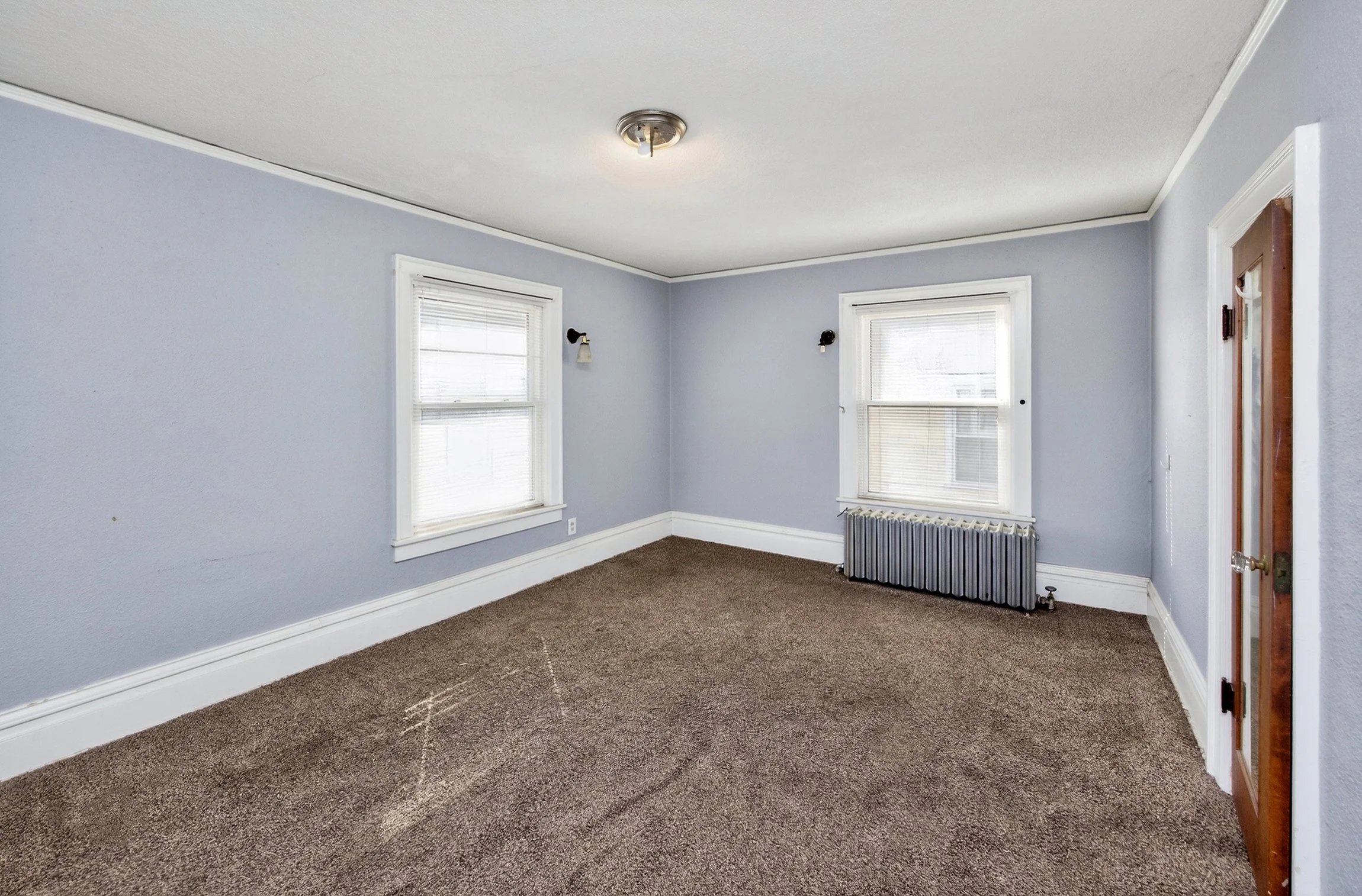 654 36th St-23.jpg