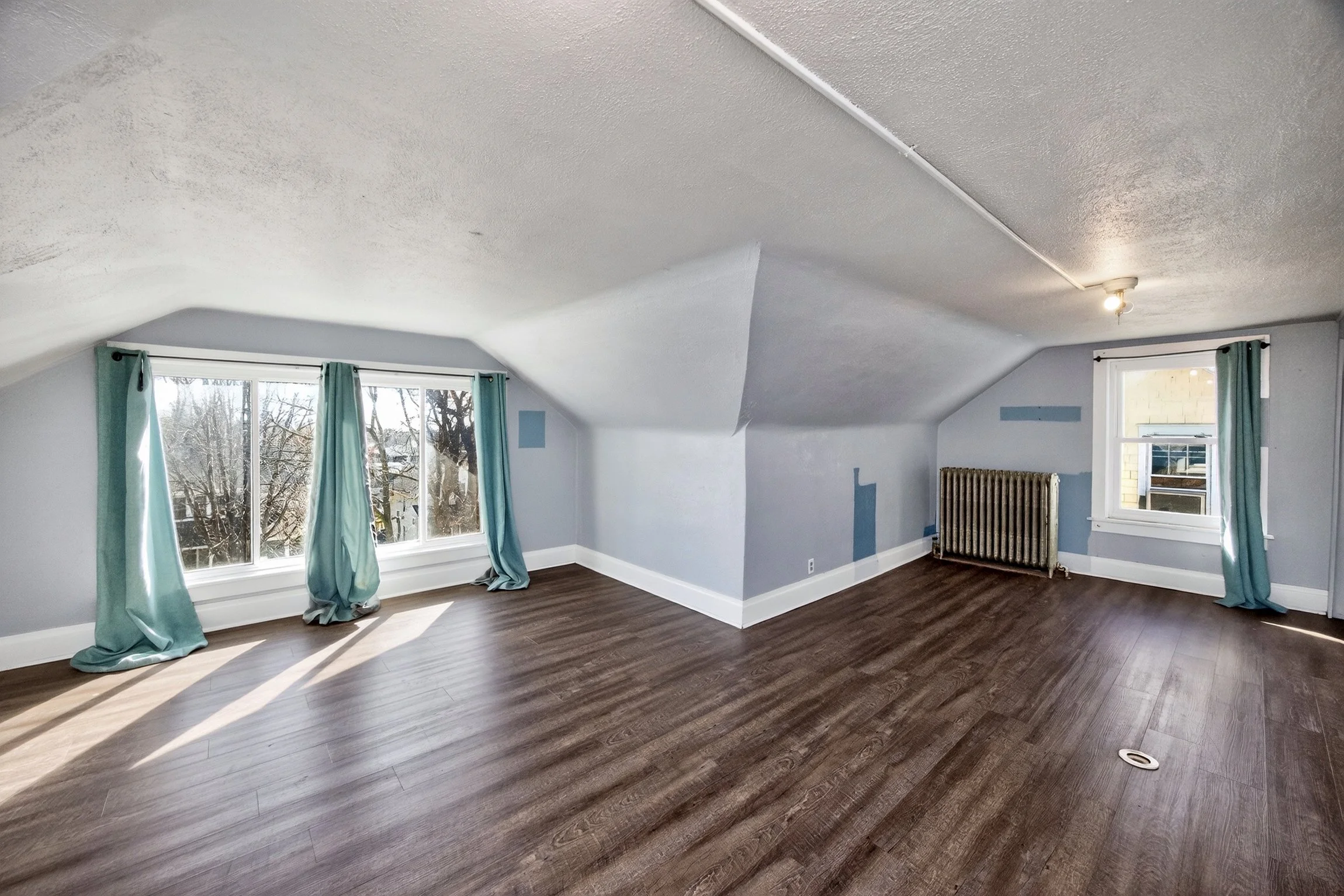 654 36th St-32.jpg