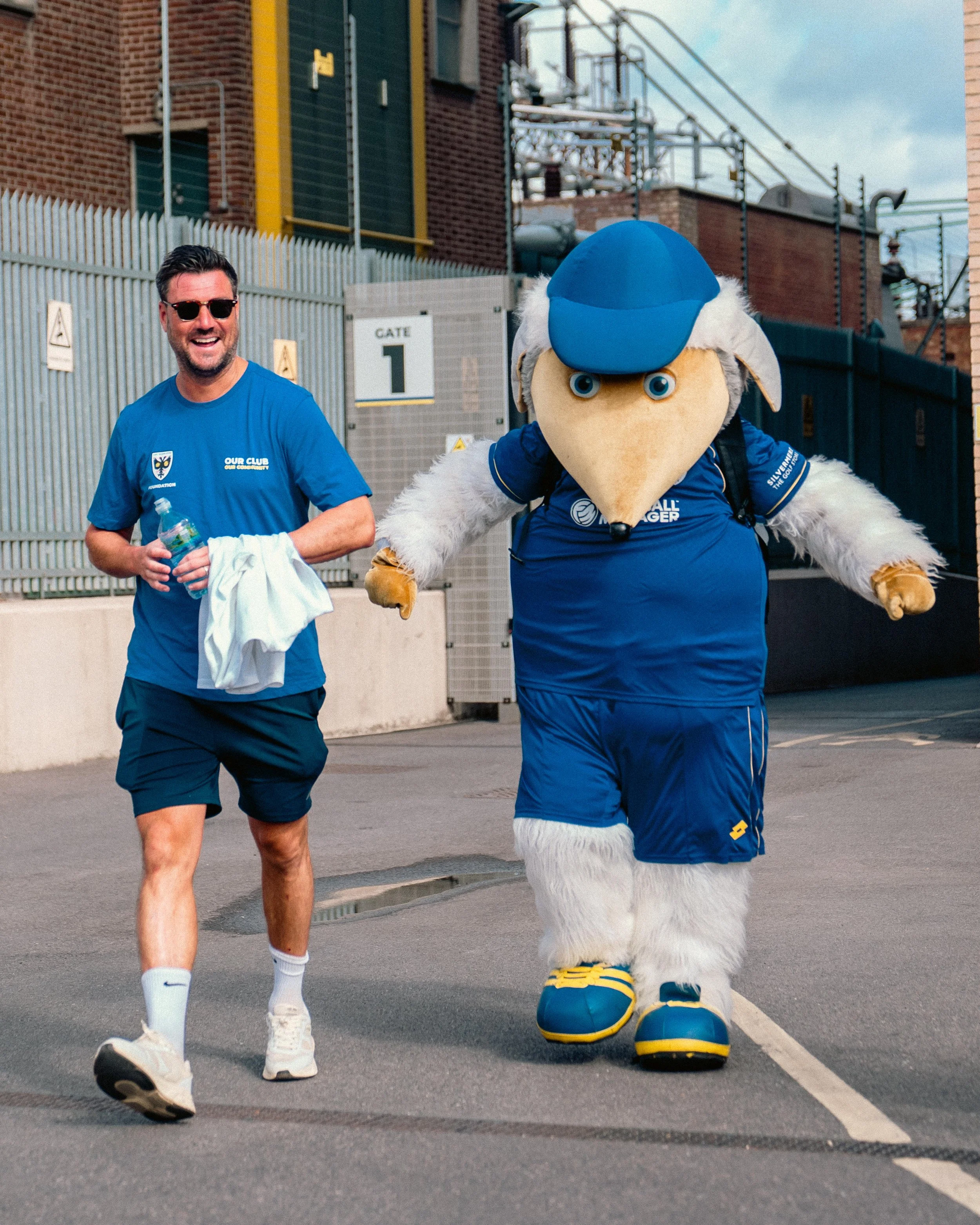 Kontenthaus_AFC_Wimbledon_Womble_Walk_DH_28JUNE26_025.JPG