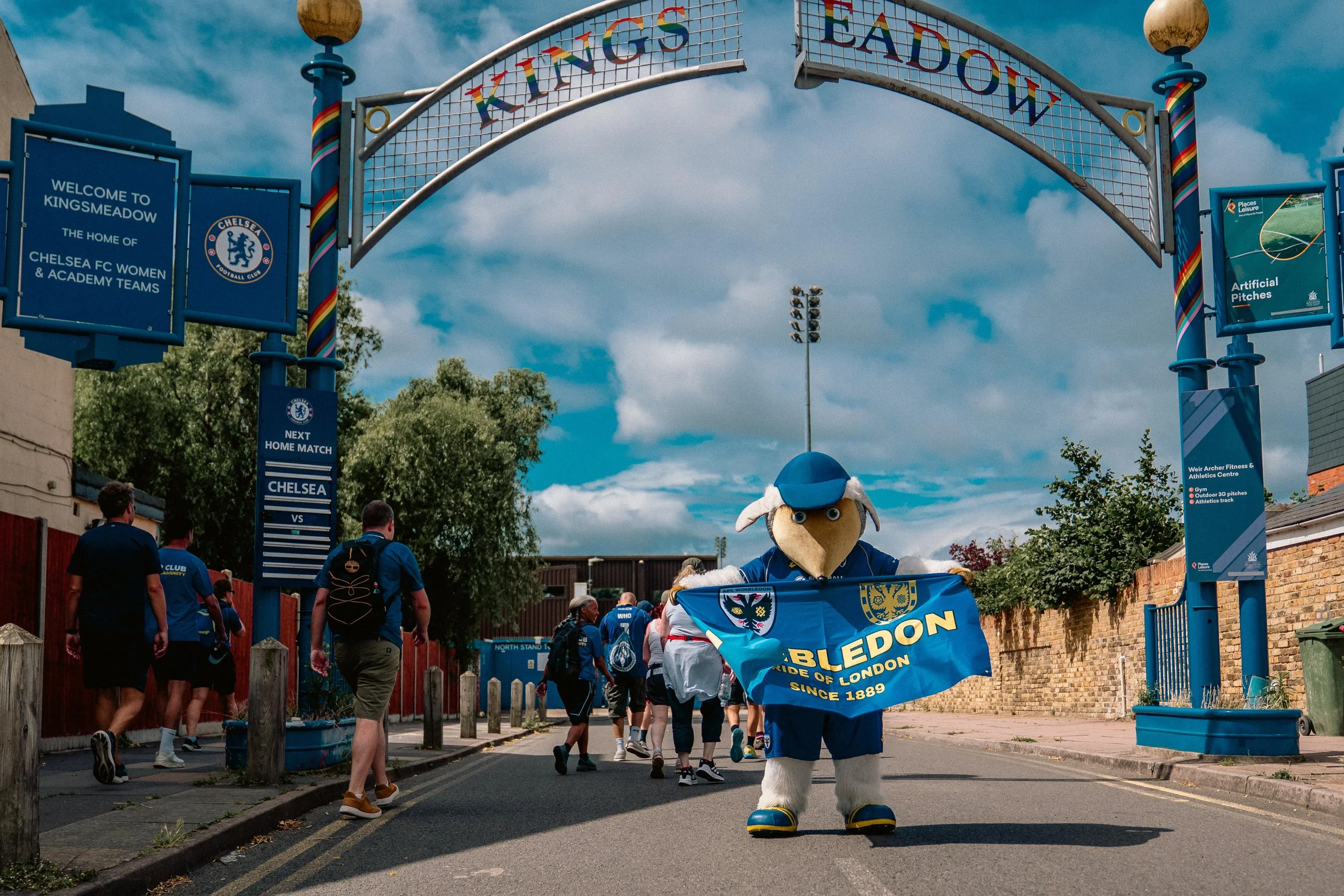Kontenthaus_AFC_Wimbledon_Womble_Walk_DH_28JUNE26_052.JPG