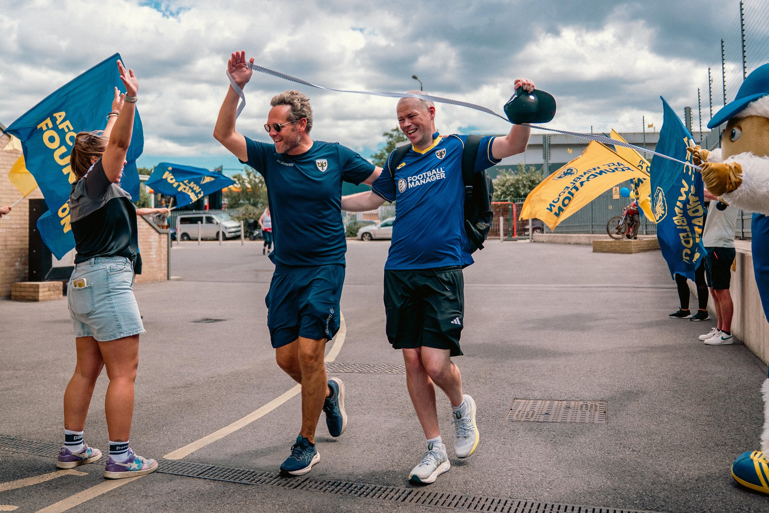 Kontenthaus_AFC_Wimbledon_Womble_Walk_DH_28JUNE26_135.JPG
