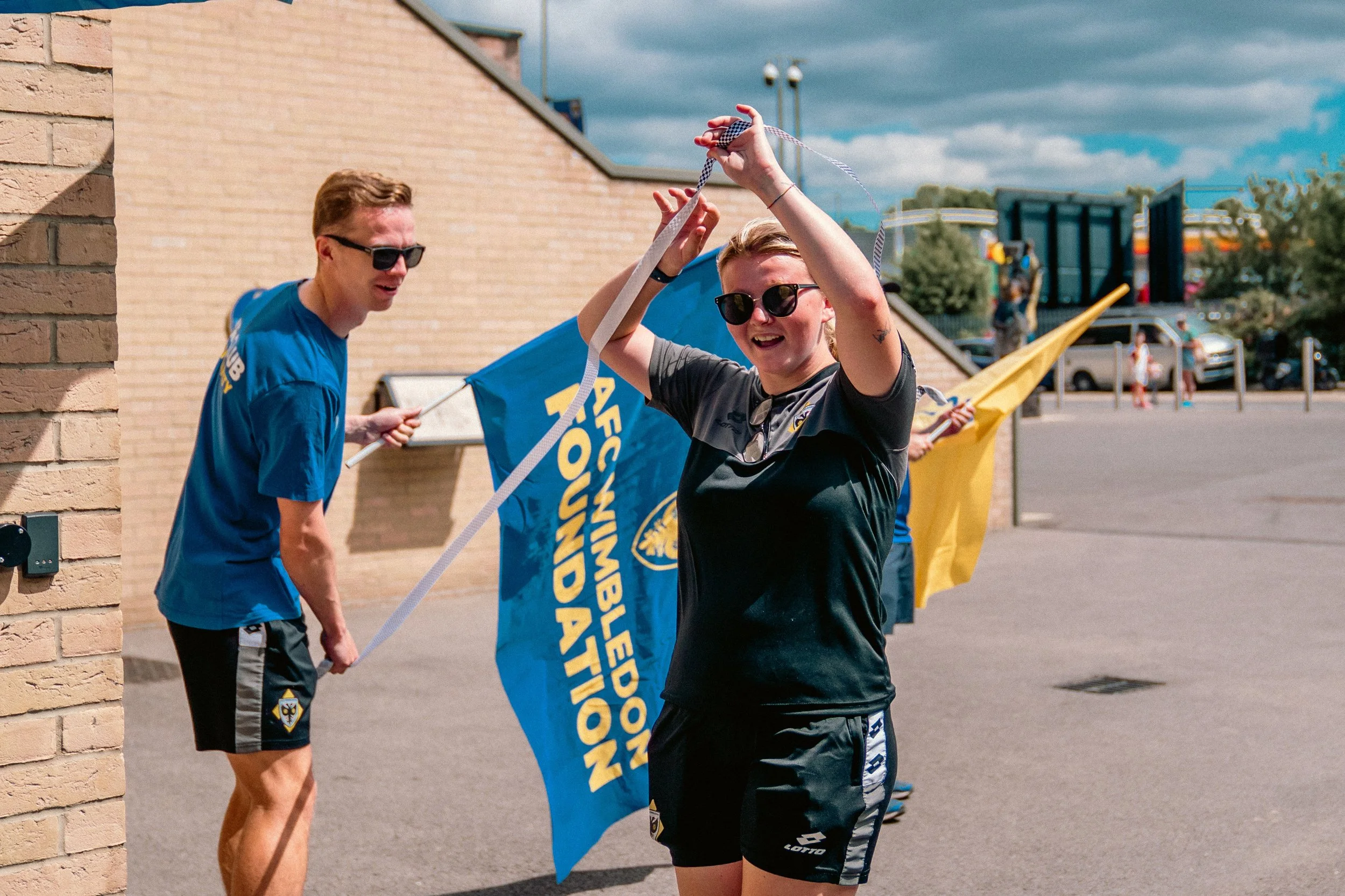 Kontenthaus_AFC_Wimbledon_Womble_Walk_DH_28JUNE26_149.JPG