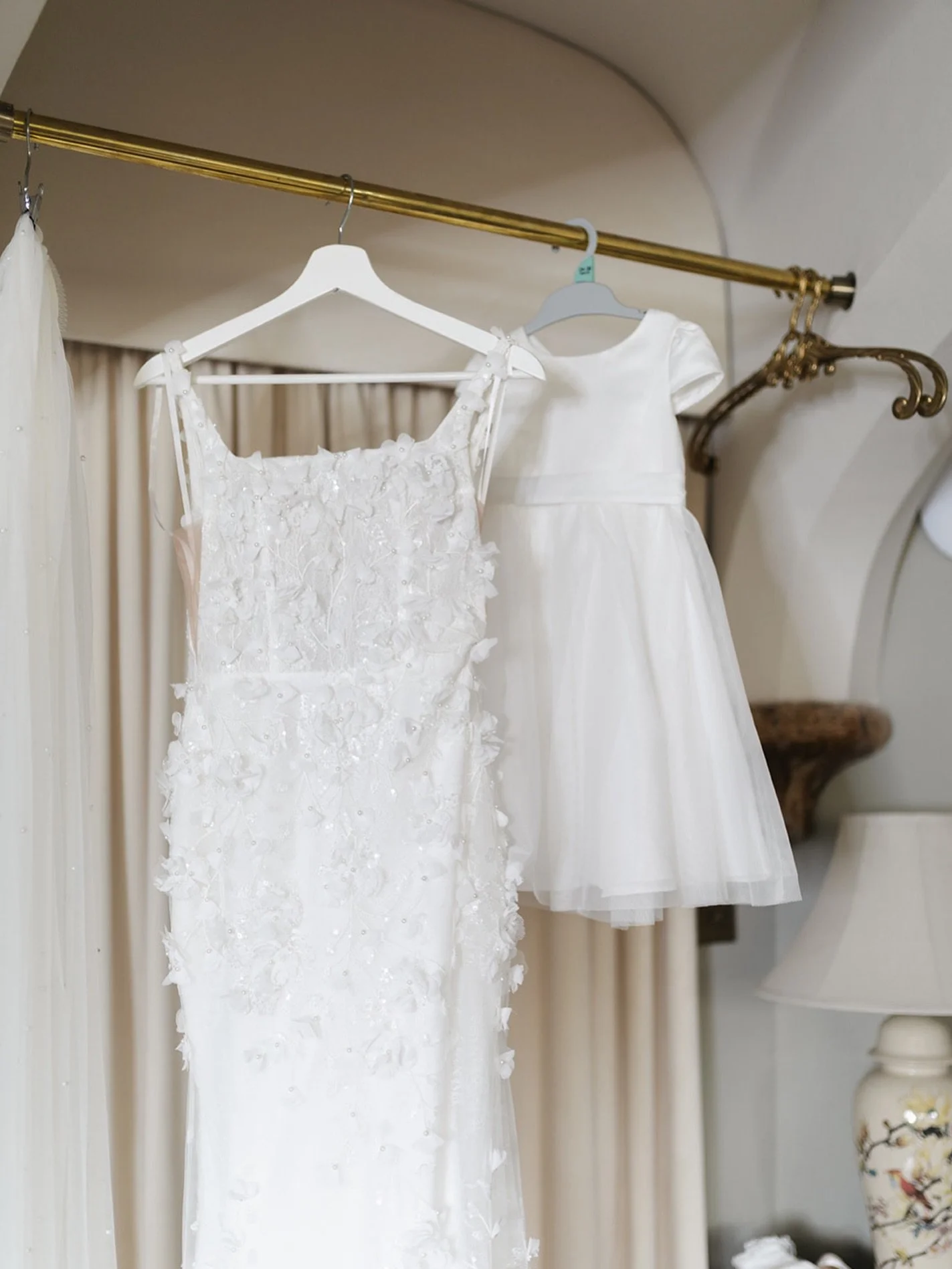 A @mwlbride vision for Naomi, from @dreamweddingsbride ✨